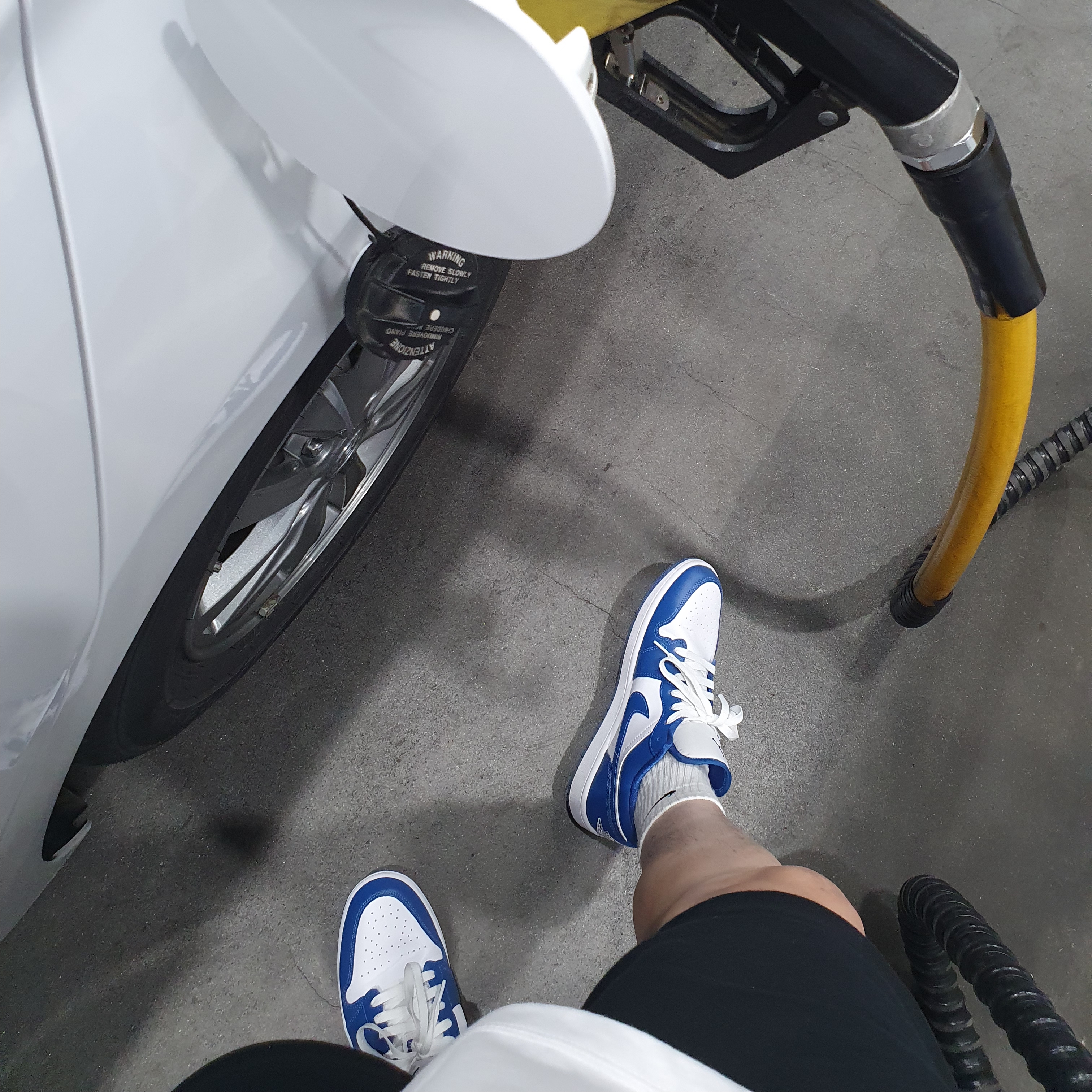 (W) Jordan 1 Low White Dark Marina Blue 착용 스타일