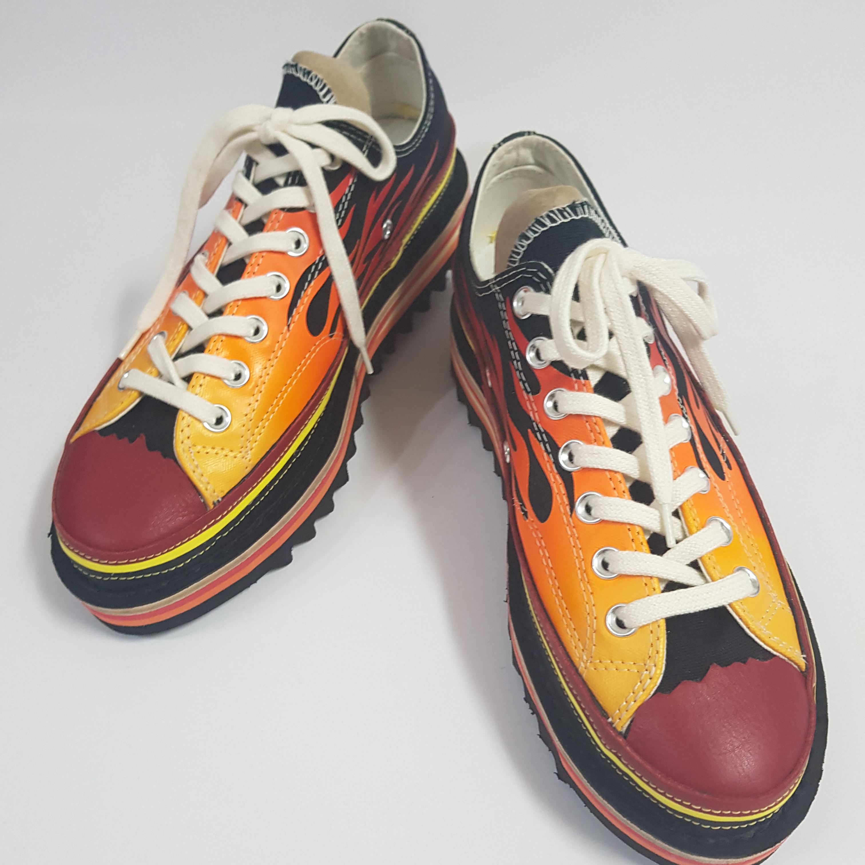 Converse Chuck 70 Ox Archive Print Flames Black 착용 스타일 - 4