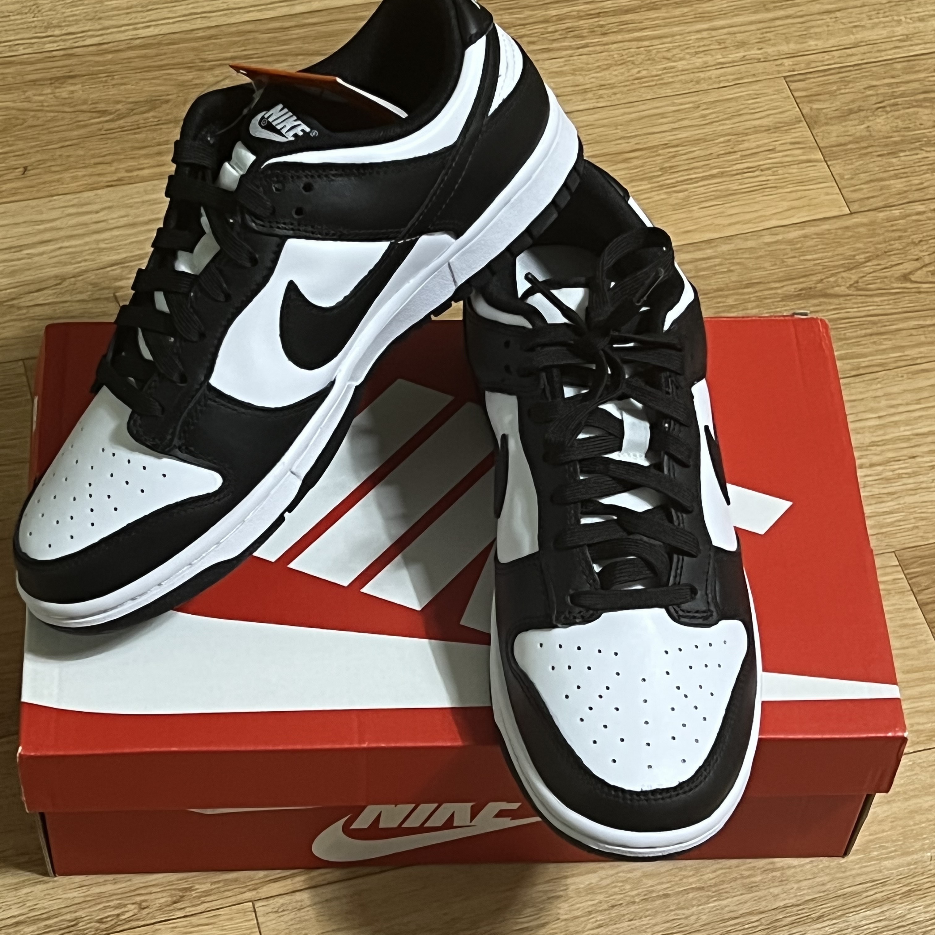 Nike Dunk Low Retro Black 착용 스타일