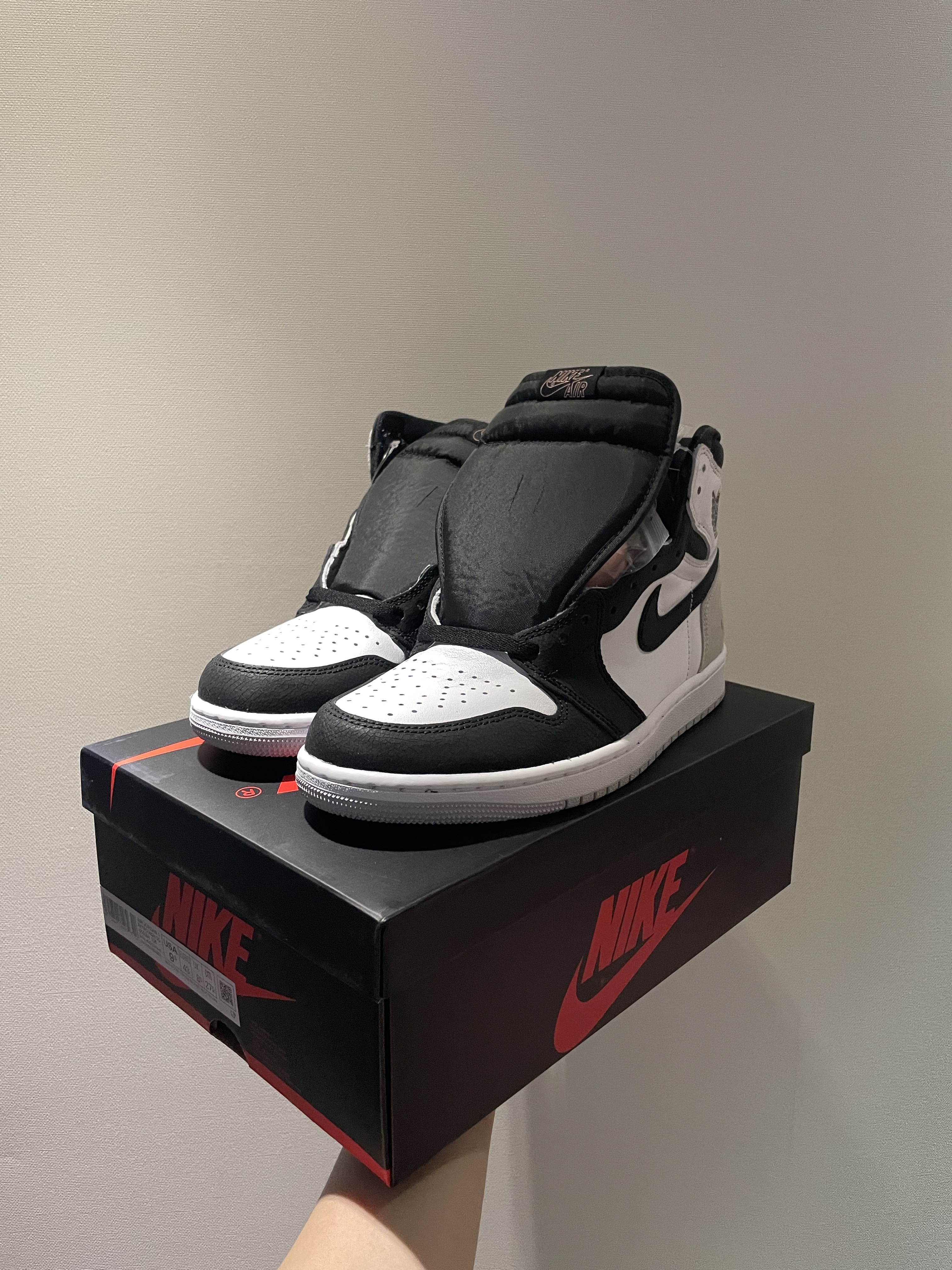 Jordan 1 Retro High OG Bleached Coral 착용 스타일 - 3