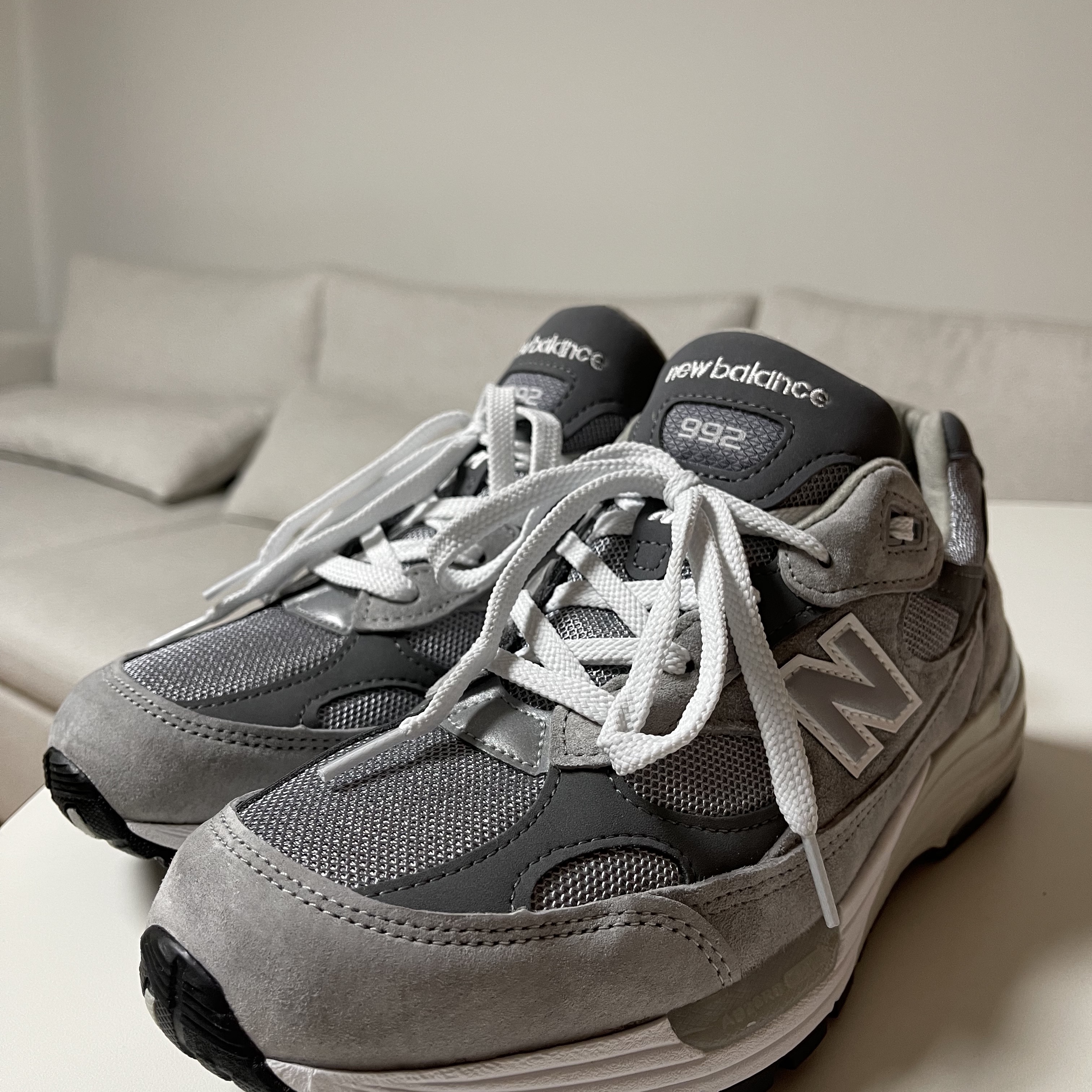 New Balance 992 Made in USA Grey - D Standard 착용 스타일 - 1