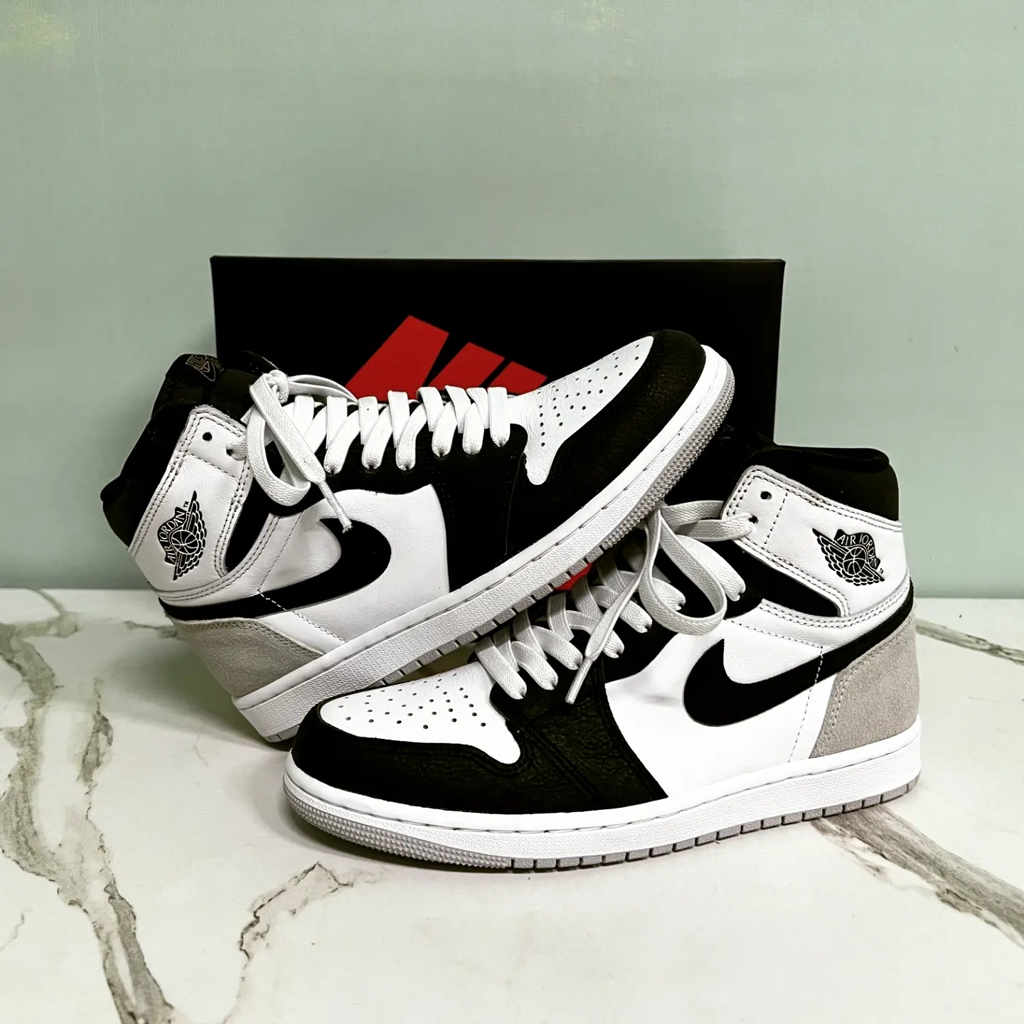 Jordan 1 Retro High OG Bleached Coral 착용 스타일 - 1