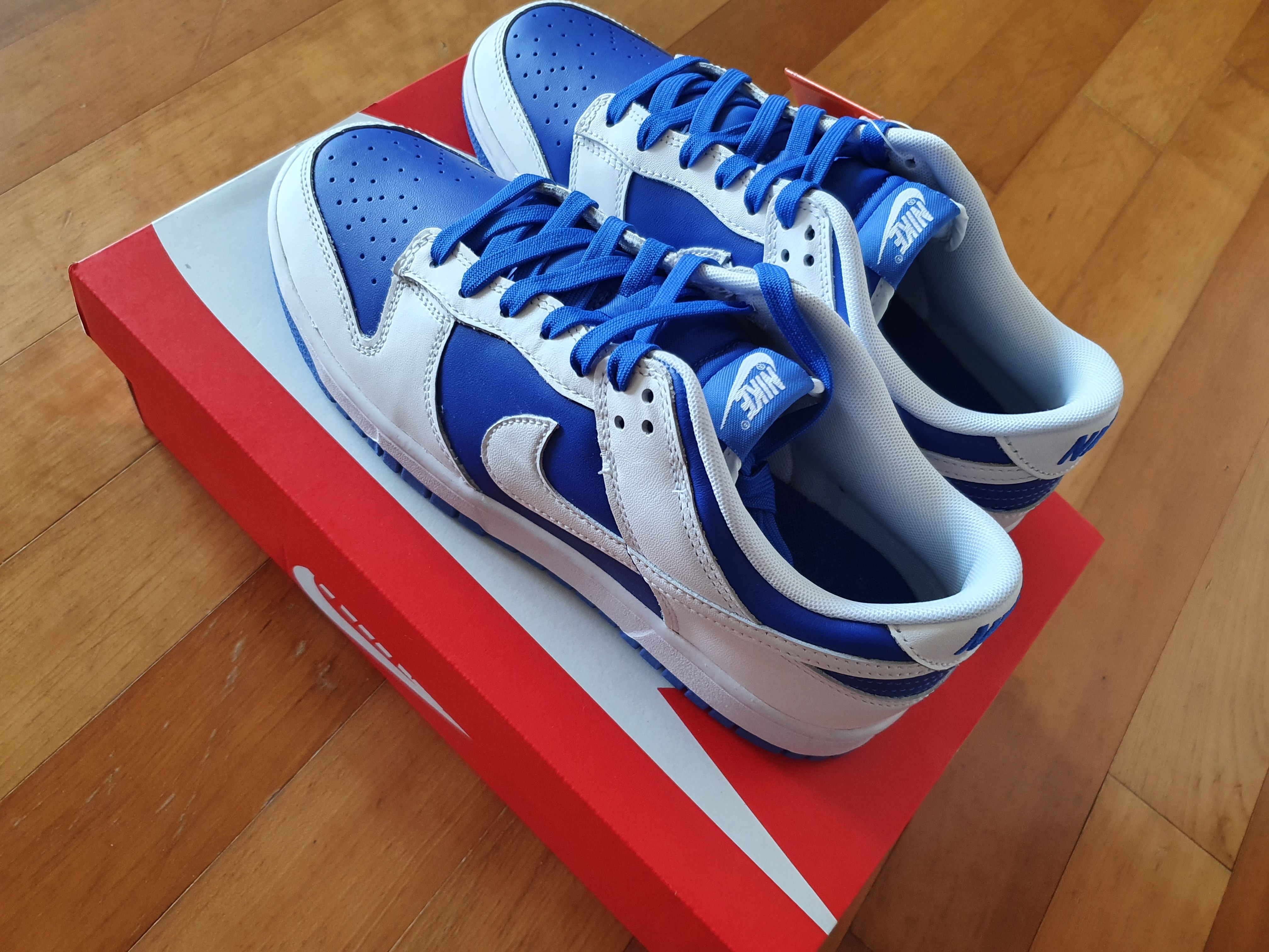 Nike Dunk Low Retro Racer Blue and White 착용 스타일 - 2