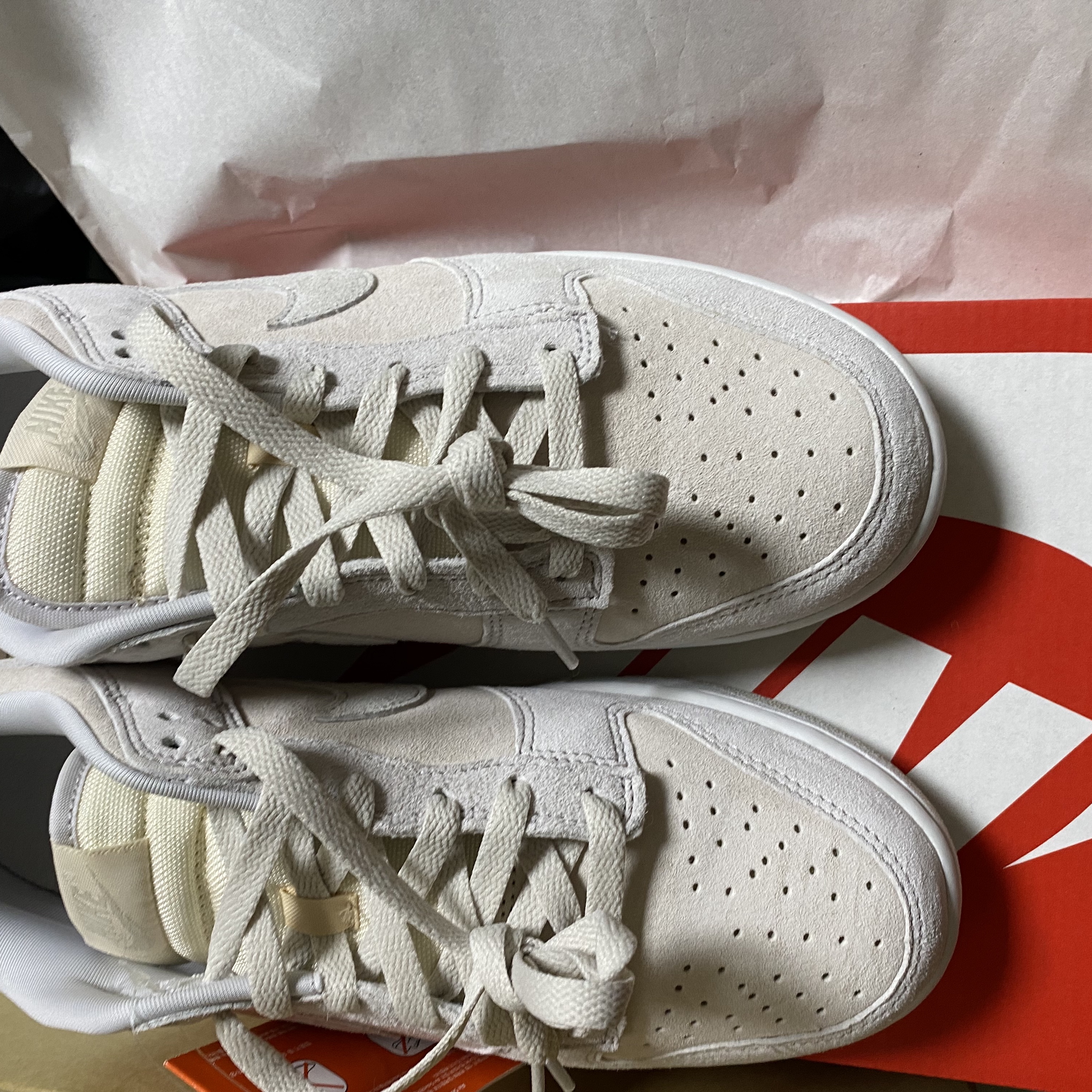 Nike Dunk Low Retro PRM Vast Grey 착용 스타일 - 1
