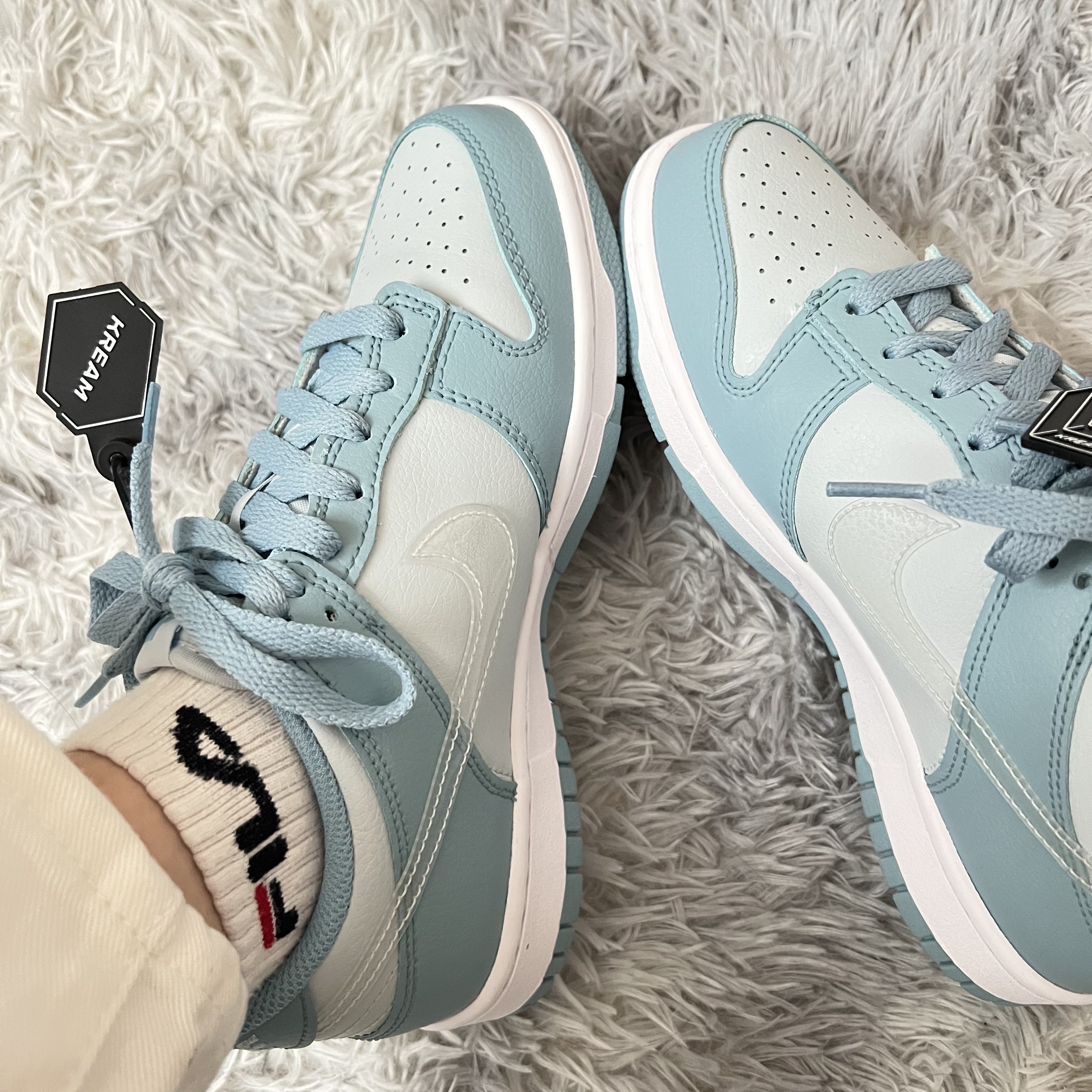 (GS) Nike Dunk Low Aura 착용 스타일 - 2