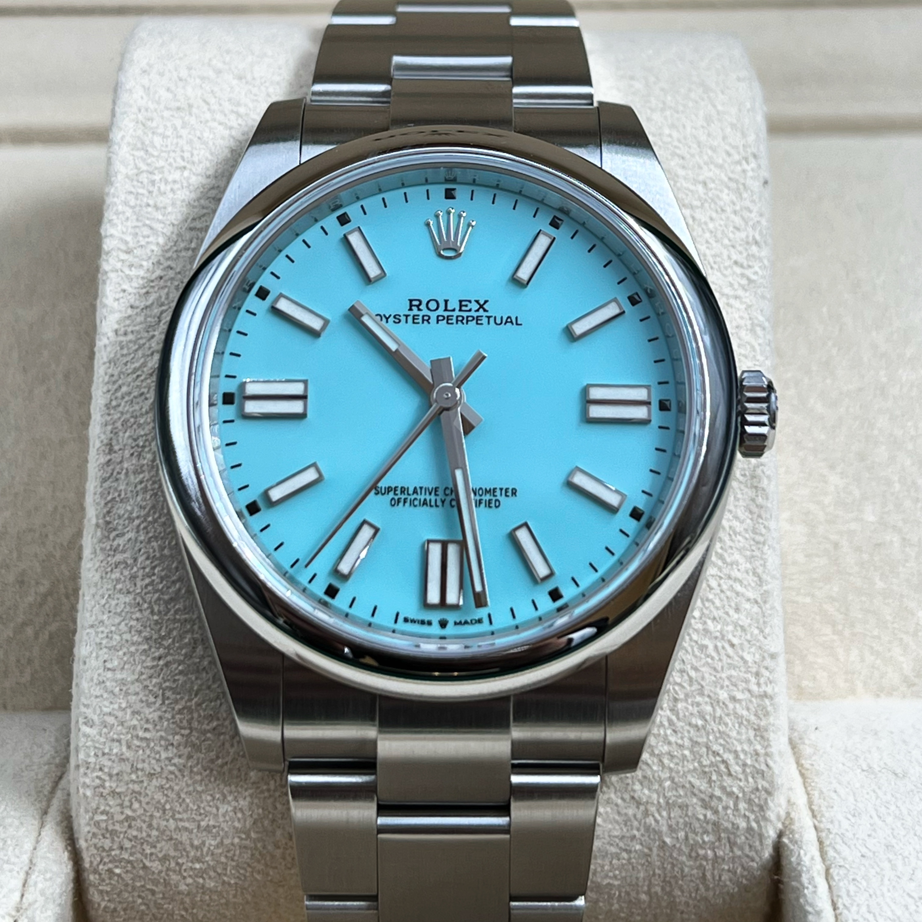 Rolex Oyster Perpetual 41mm 124300 Turquoise Blue Oyster 착용 스타일