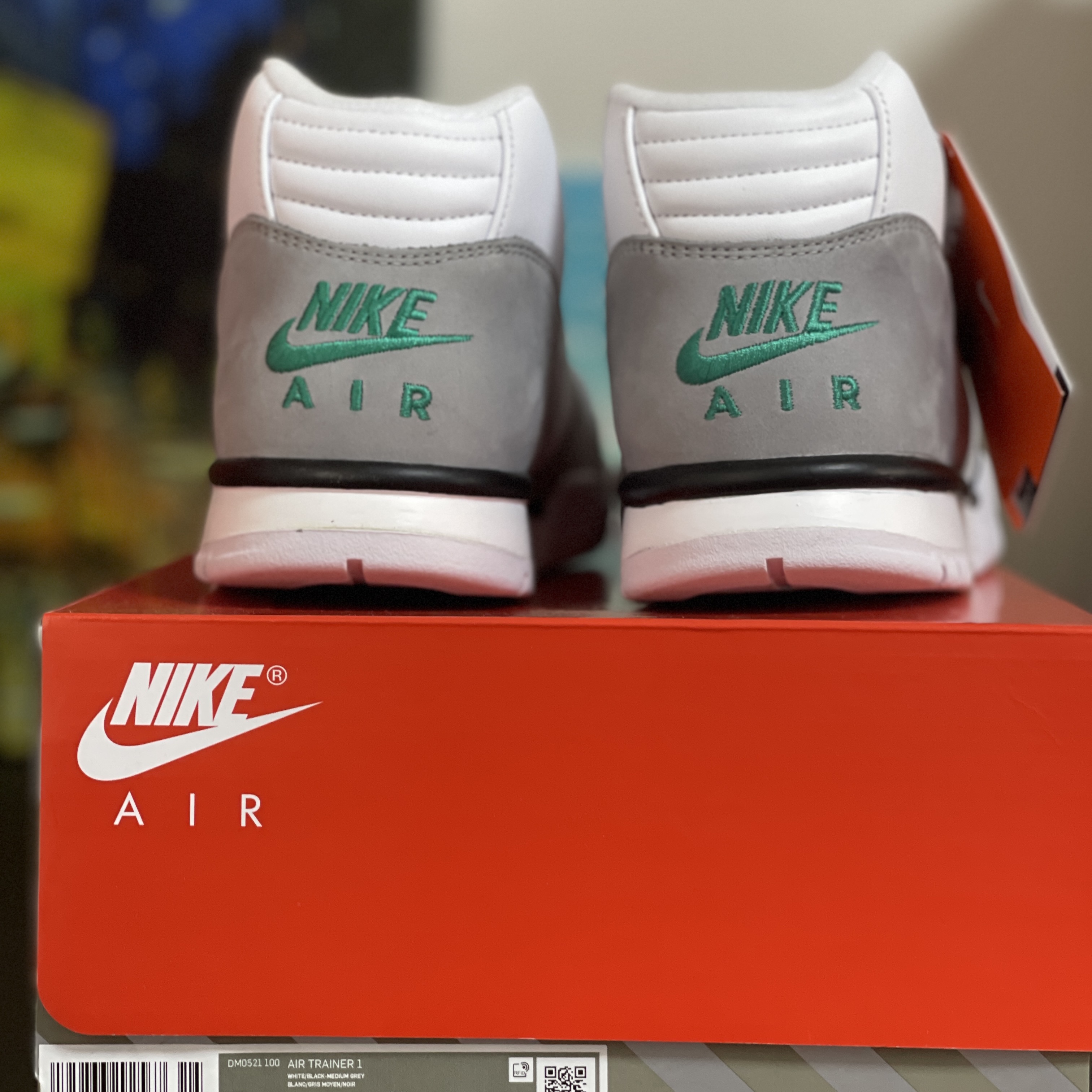 Nike Air Trainer 1 Chlorophyll 착용 스타일 - 2