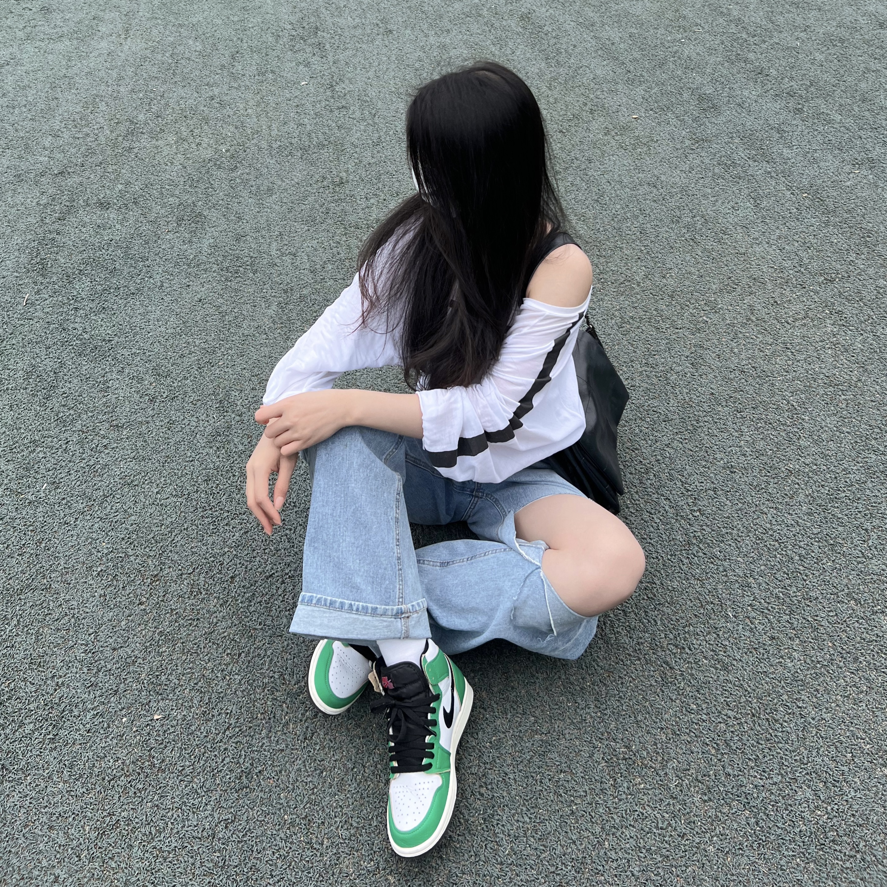 (W) Jordan 1 Retro High OG Lucky Green 착용 스타일 - 2