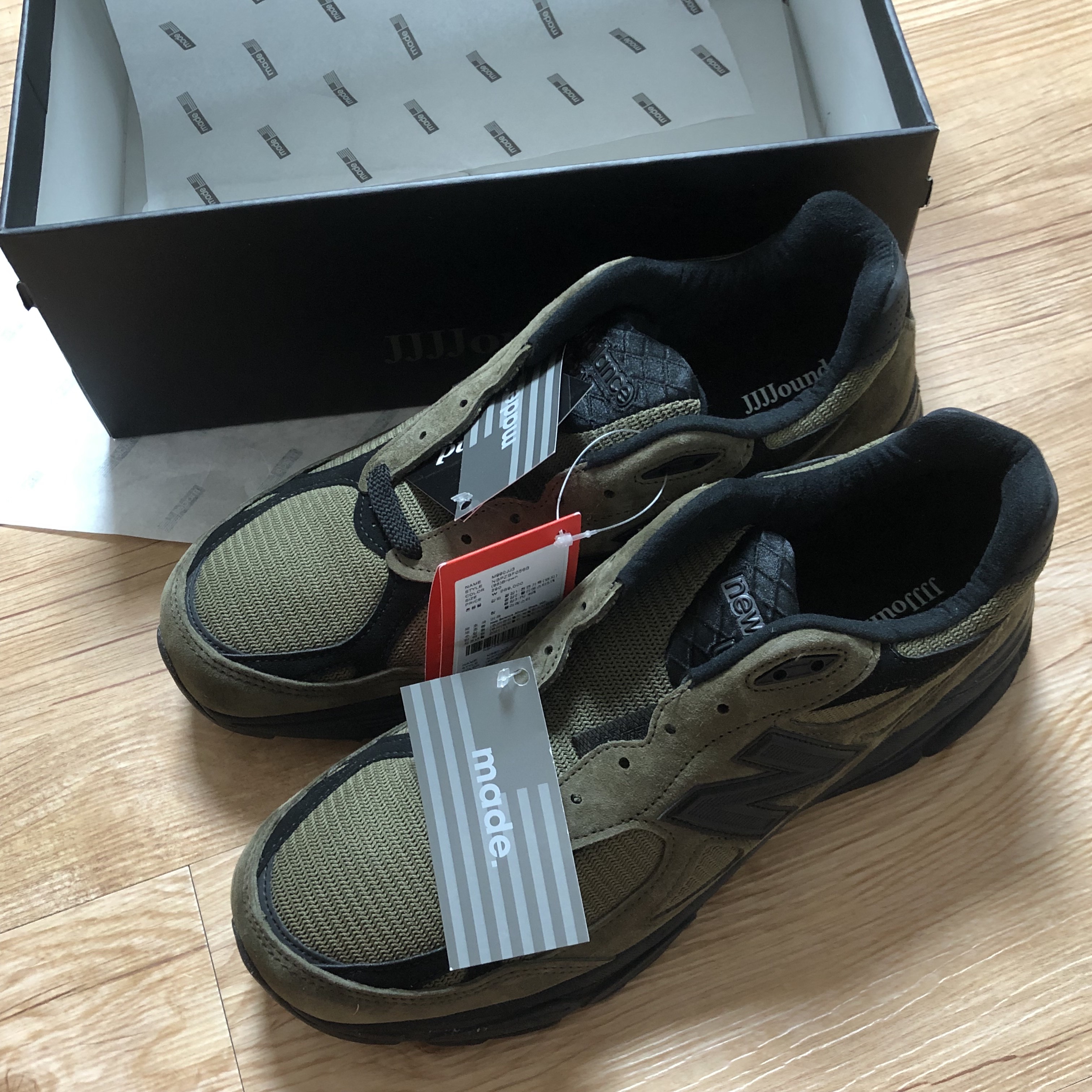 New Balance x JJJJound 990v3 Brown Black 착용 스타일 - 1