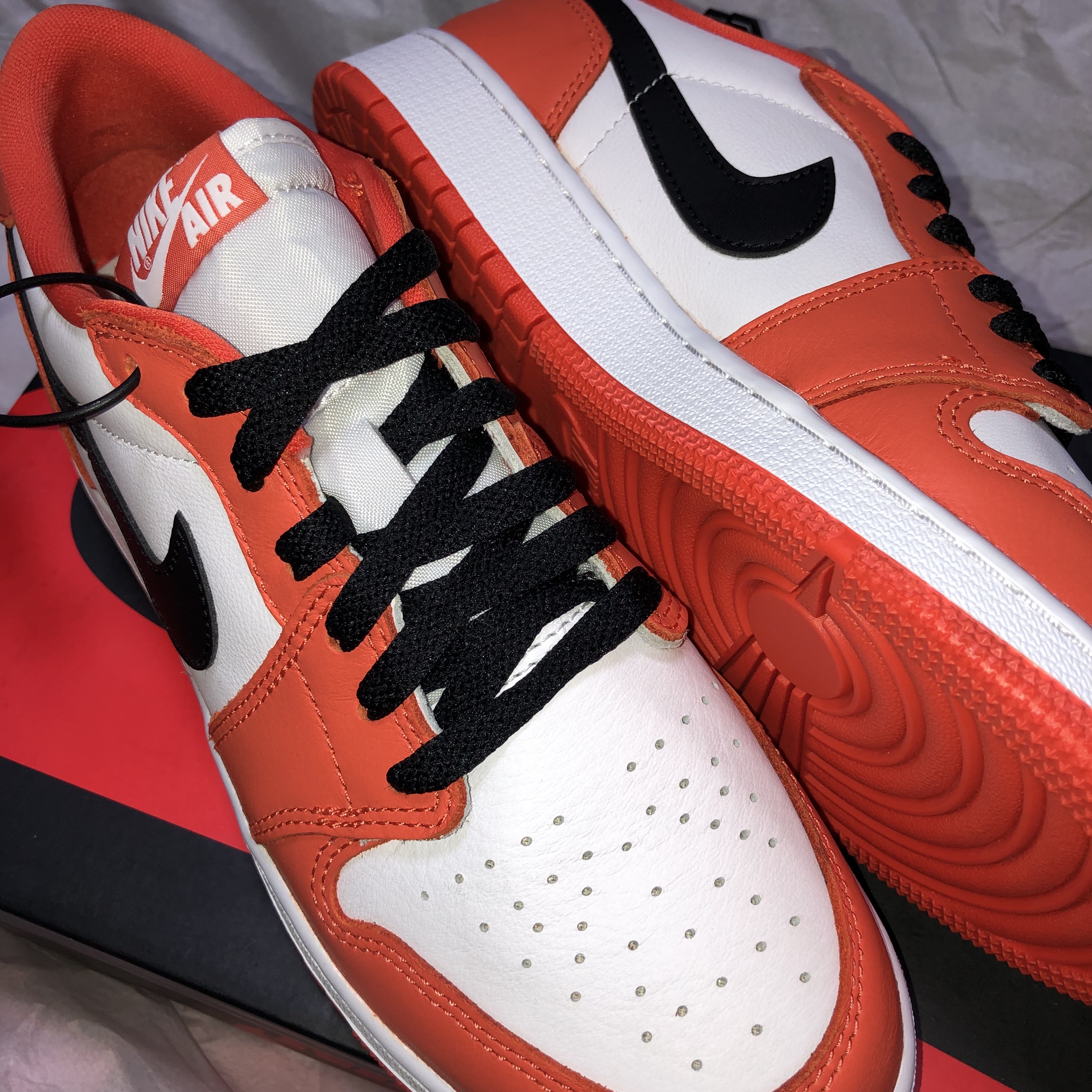Jordan 1 Low OG Starfish, (GS) Jordan 1 Low OG Starfish 착용 스타일