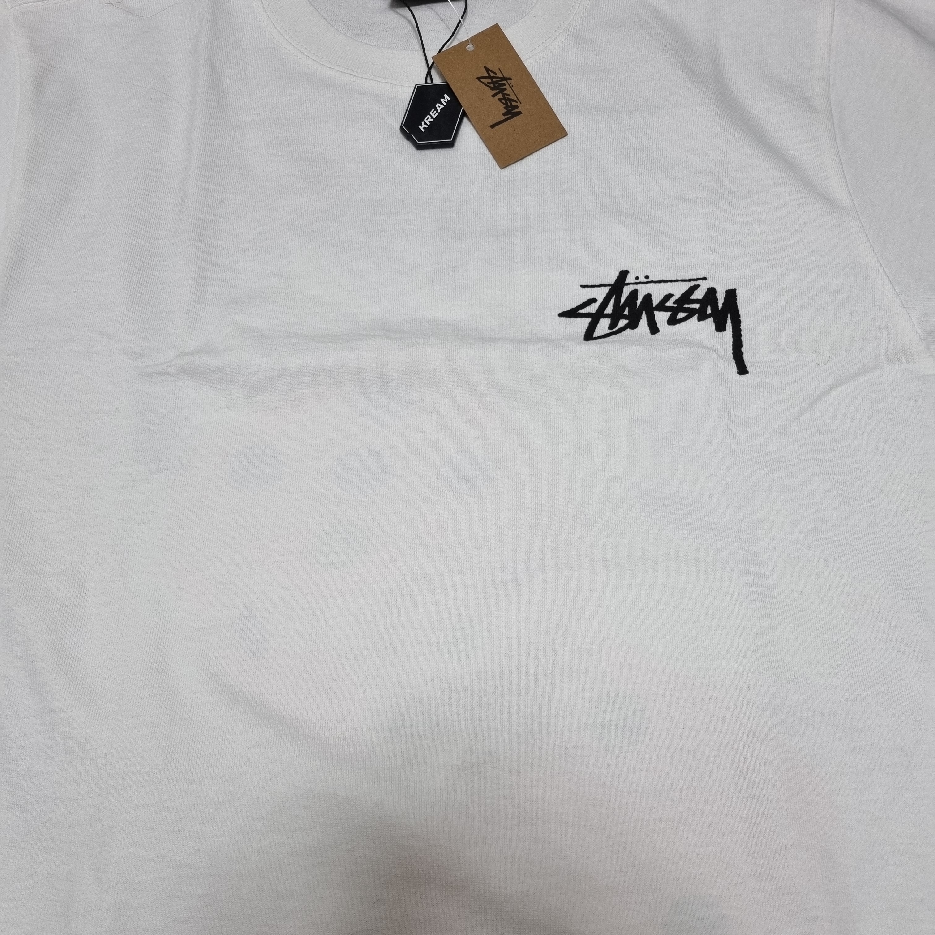 Stussy Fuzzy Dice T-Shirt White 착용 스타일 - 1