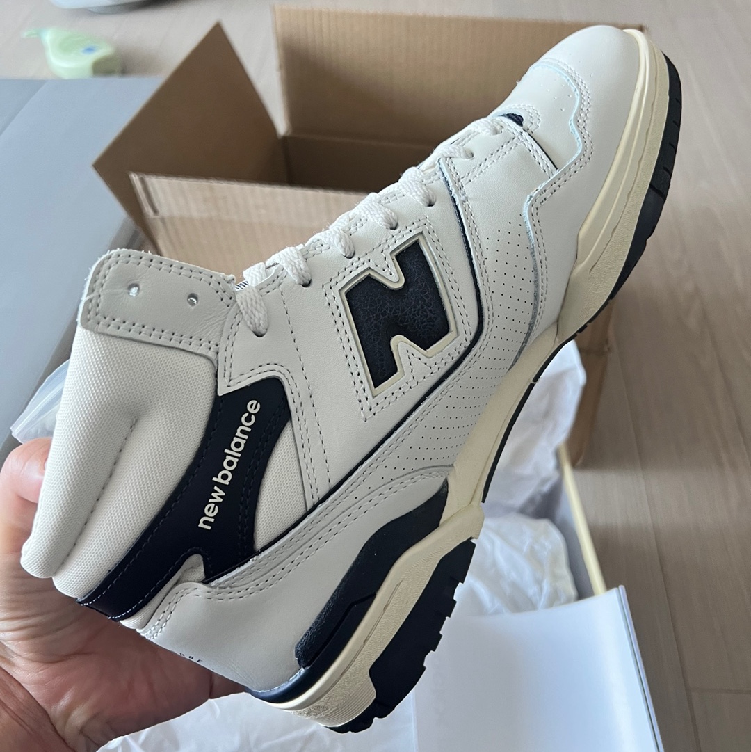 New Balance x Aime Leon Dore 650R White Navy 착용 스타일
