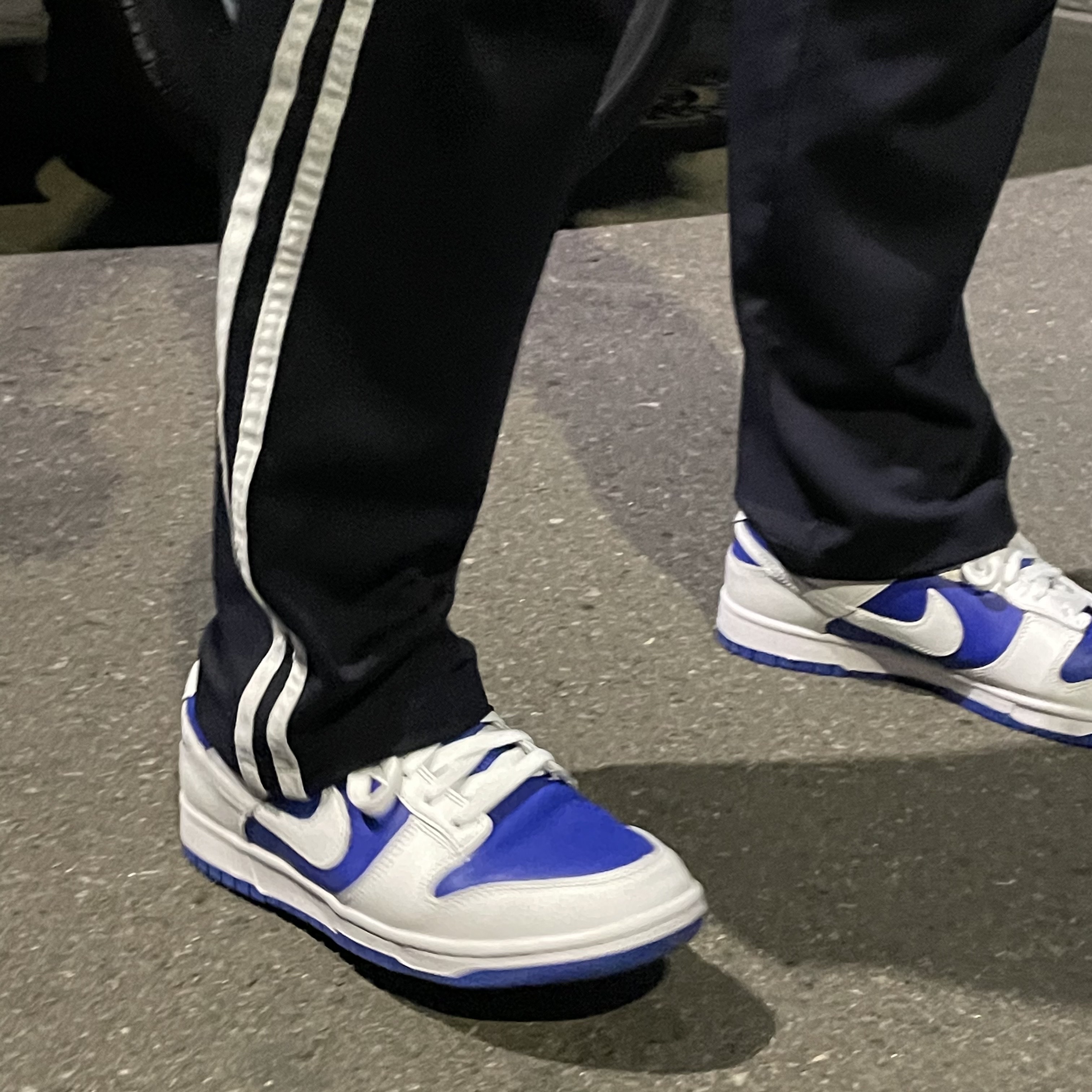 Nike Dunk Low Retro Racer Blue and White 착용 스타일 - 2