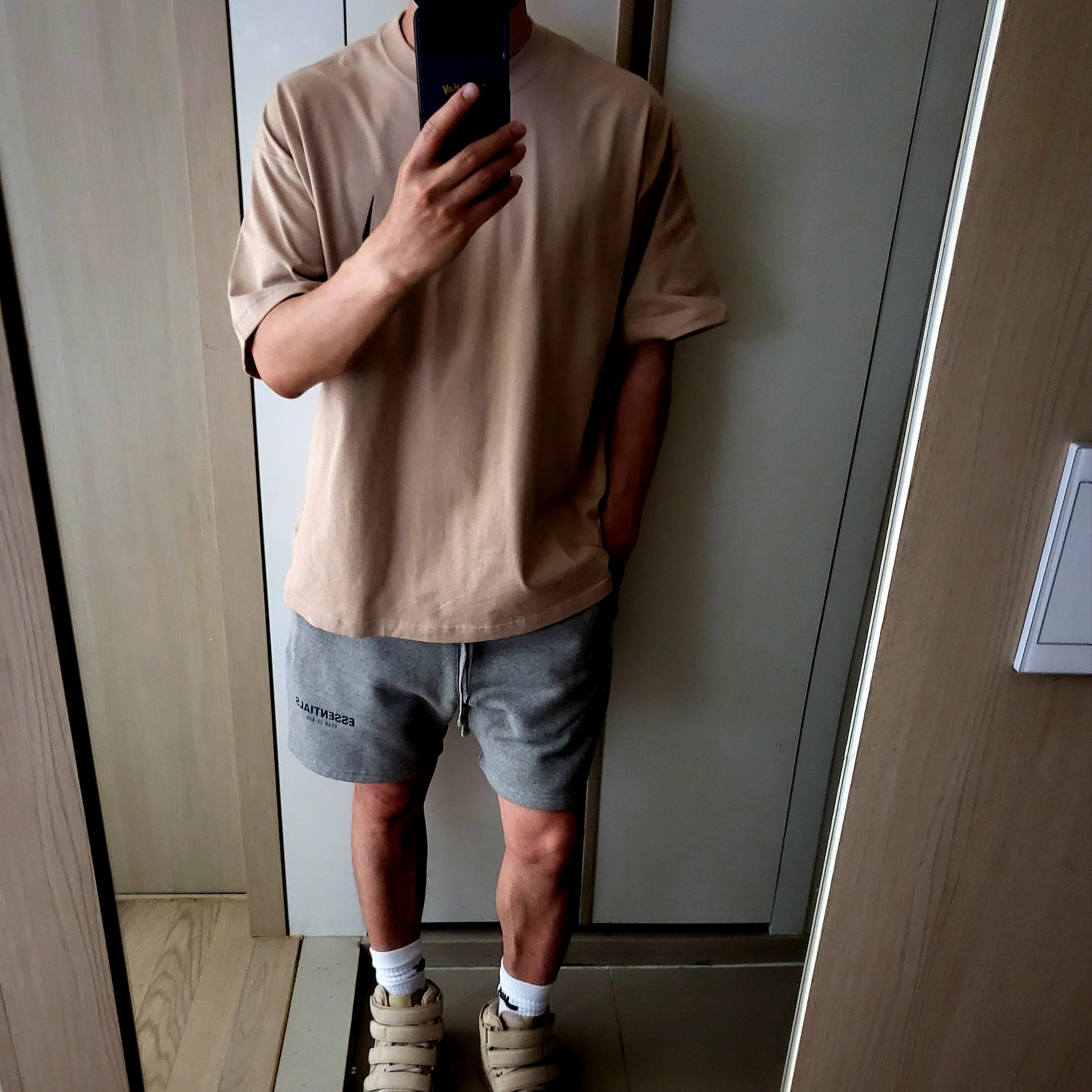 Nike x Billie Eilish Air Force 1 High '07 SP Mushroom, Nike x Billie Eilish NRG T-Shirt Mushroom - Asia 착용 스타일 - 1