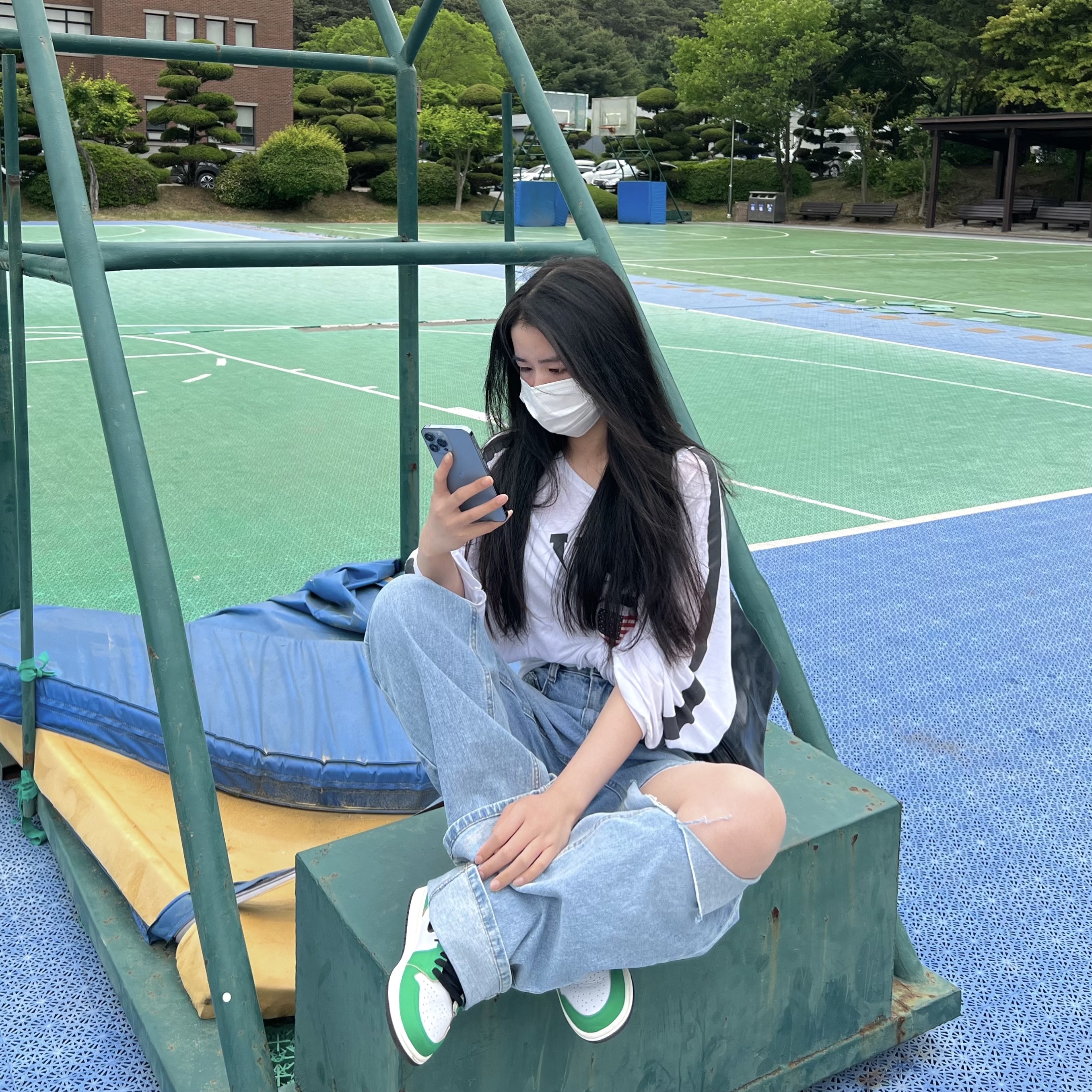 (W) Jordan 1 Retro High OG Lucky Green 착용 스타일 - 1