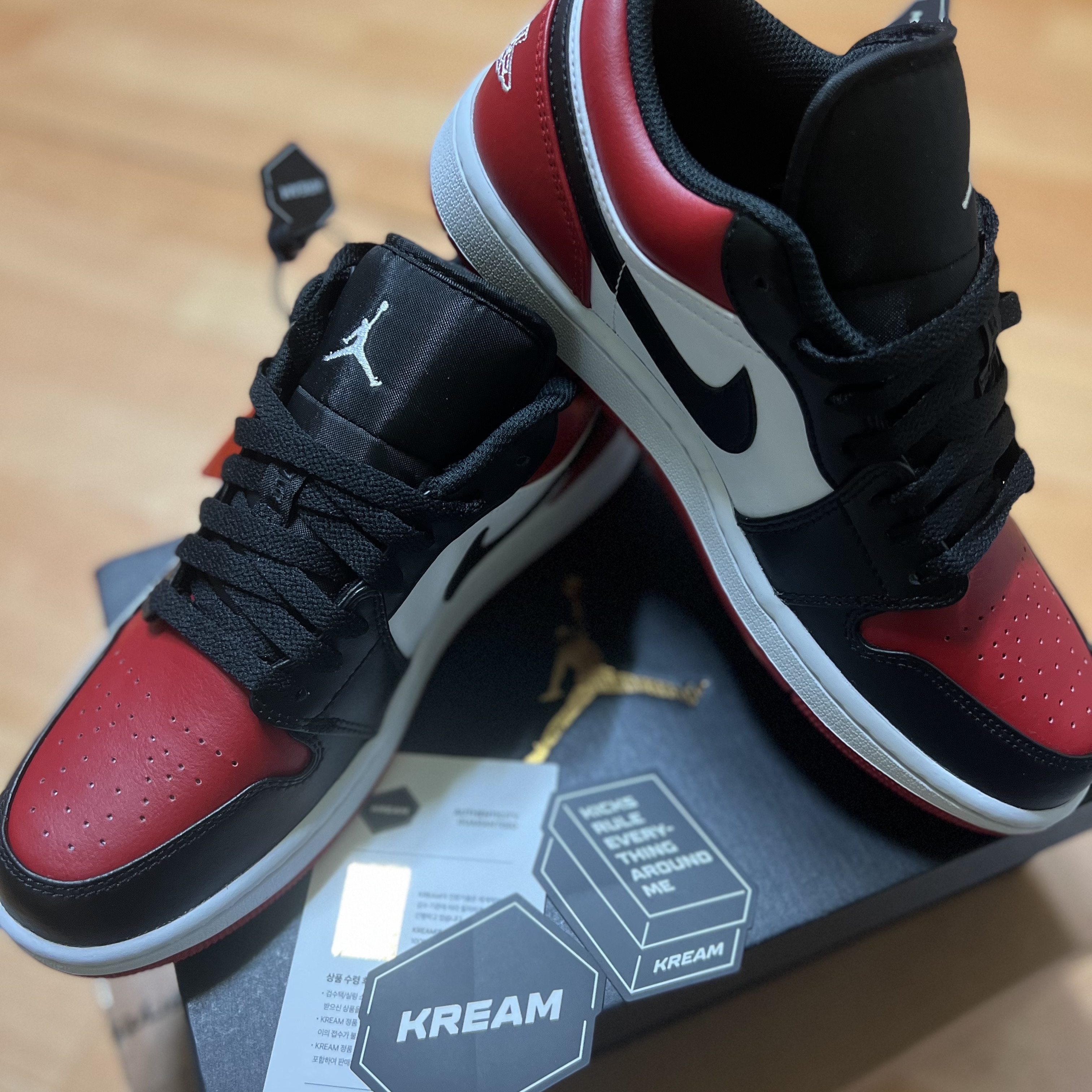 Jordan 1 Low Bred Toe 착용 스타일 - 1