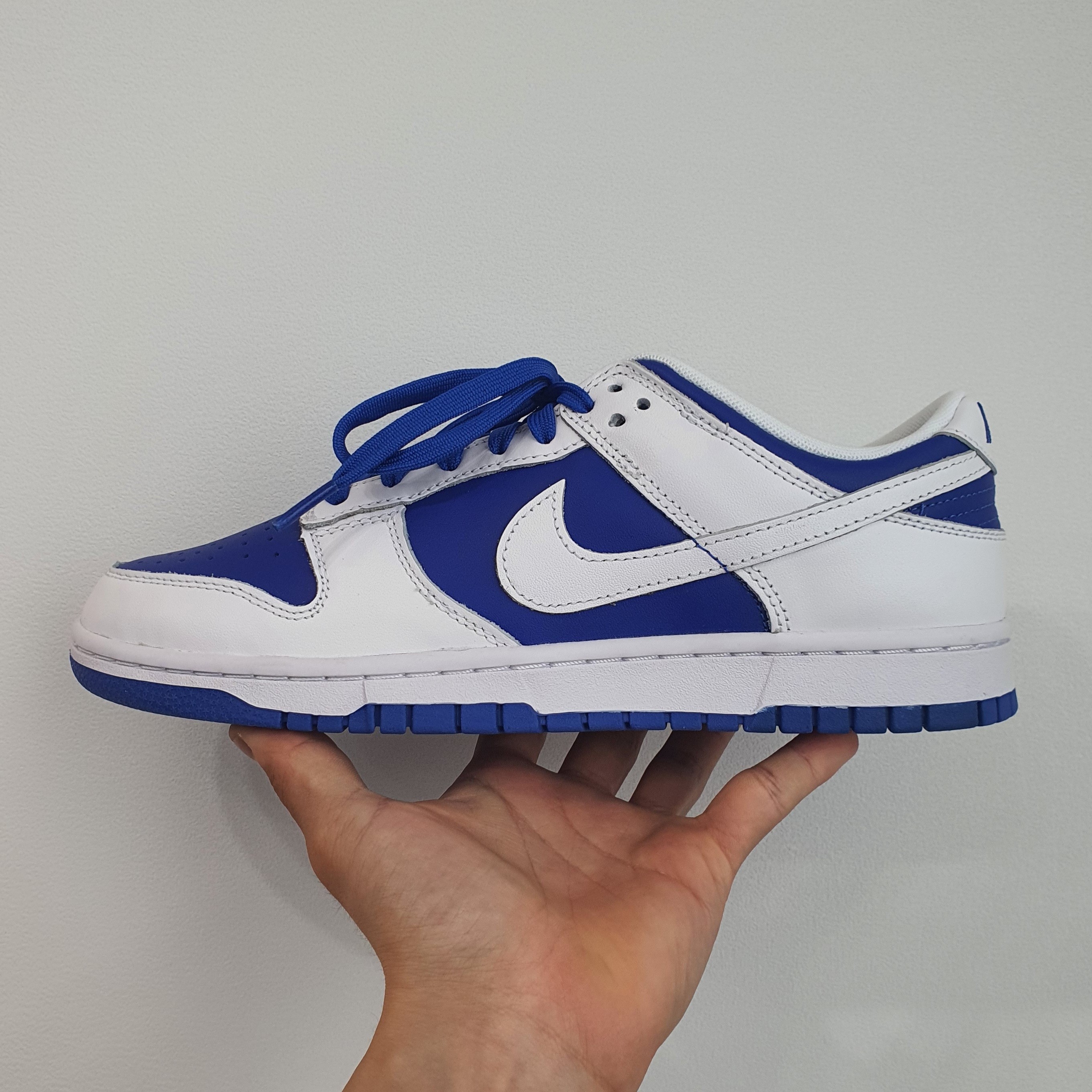 Nike Dunk Low Retro Racer Blue and White 착용 스타일 - 1