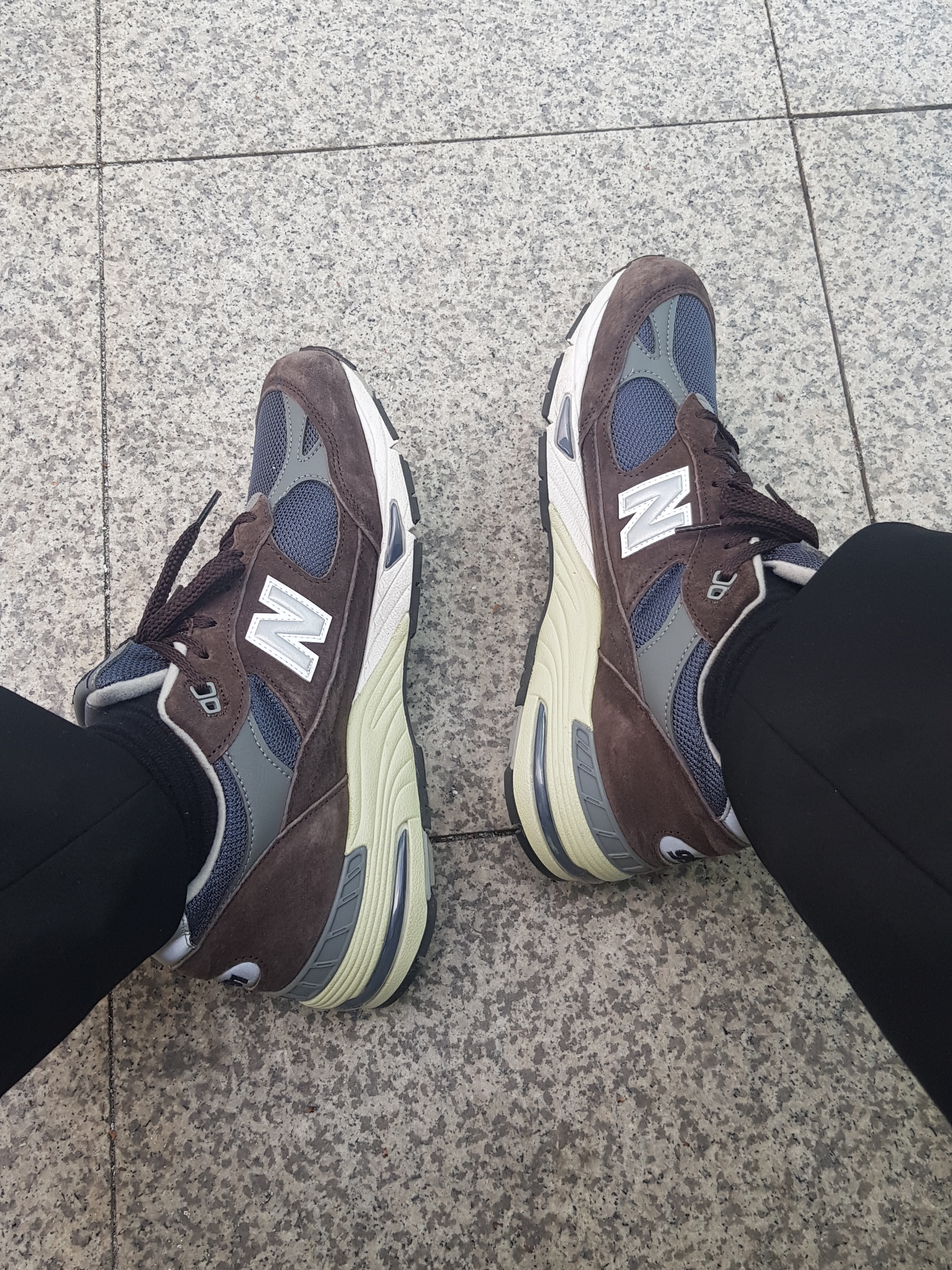 New Balance 991 Made in UK Brown 착용 스타일