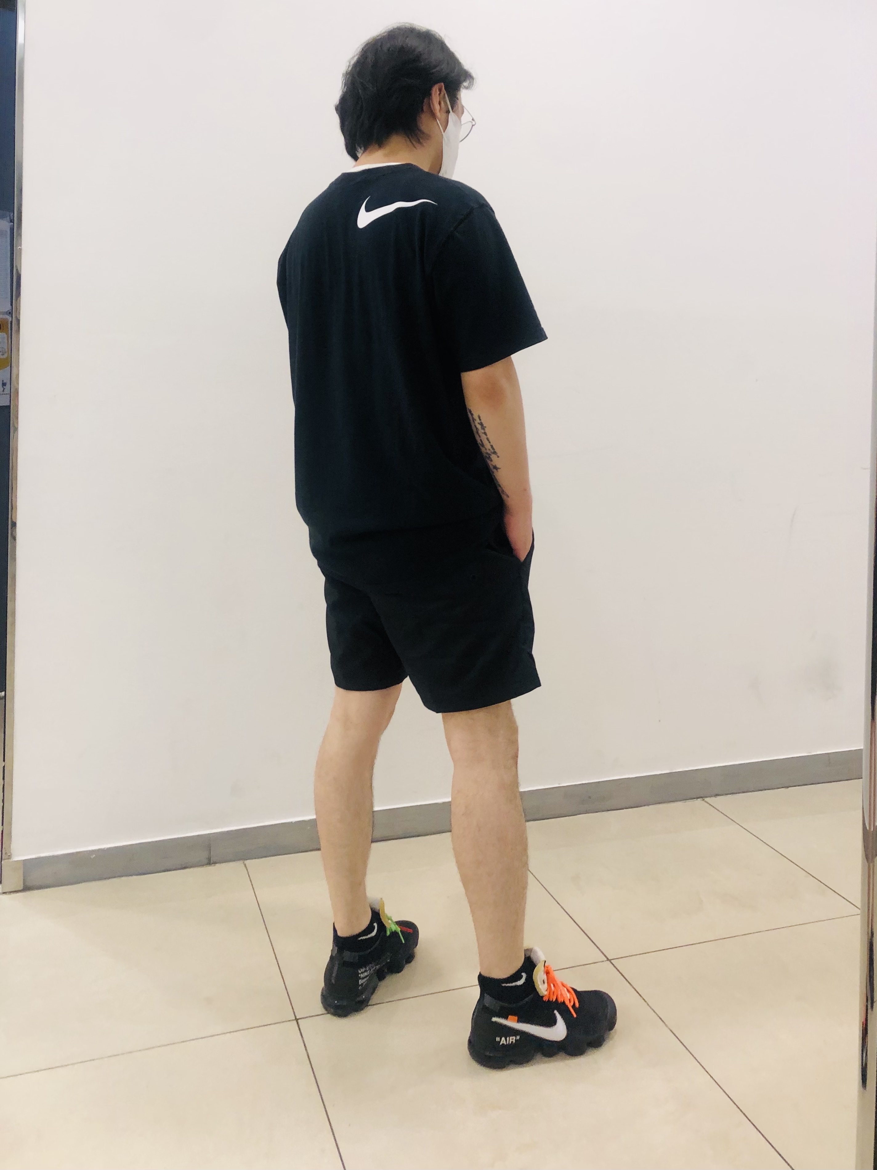 Nike x Off-White Air VaporMax OG Black The Ten, Nike x Matthew M Williams NRG T-Shirt Black 착용 스타일