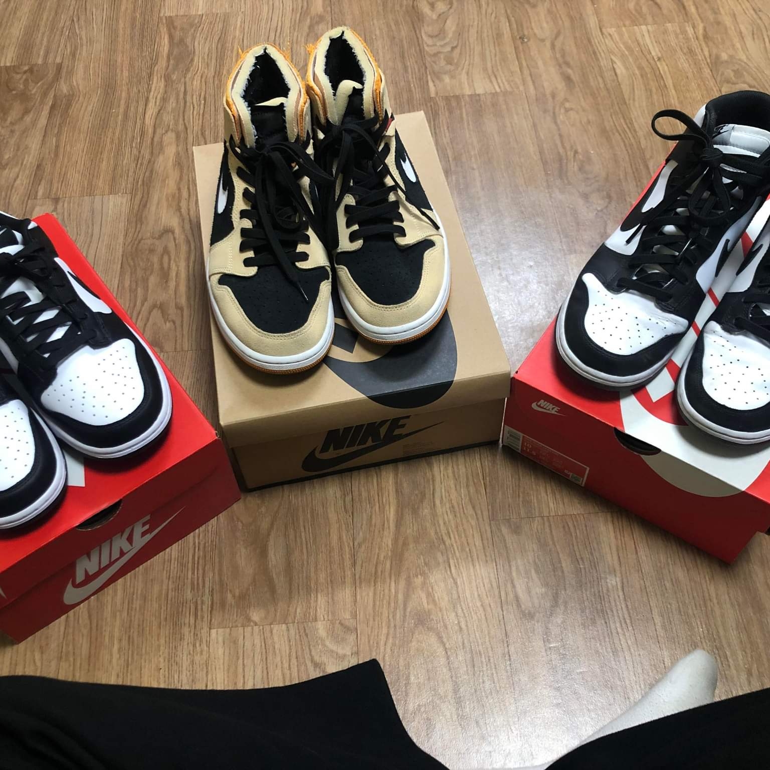 Nike Dunk Low Retro Black, Nike Dunk High Retro Championship White 착용 스타일