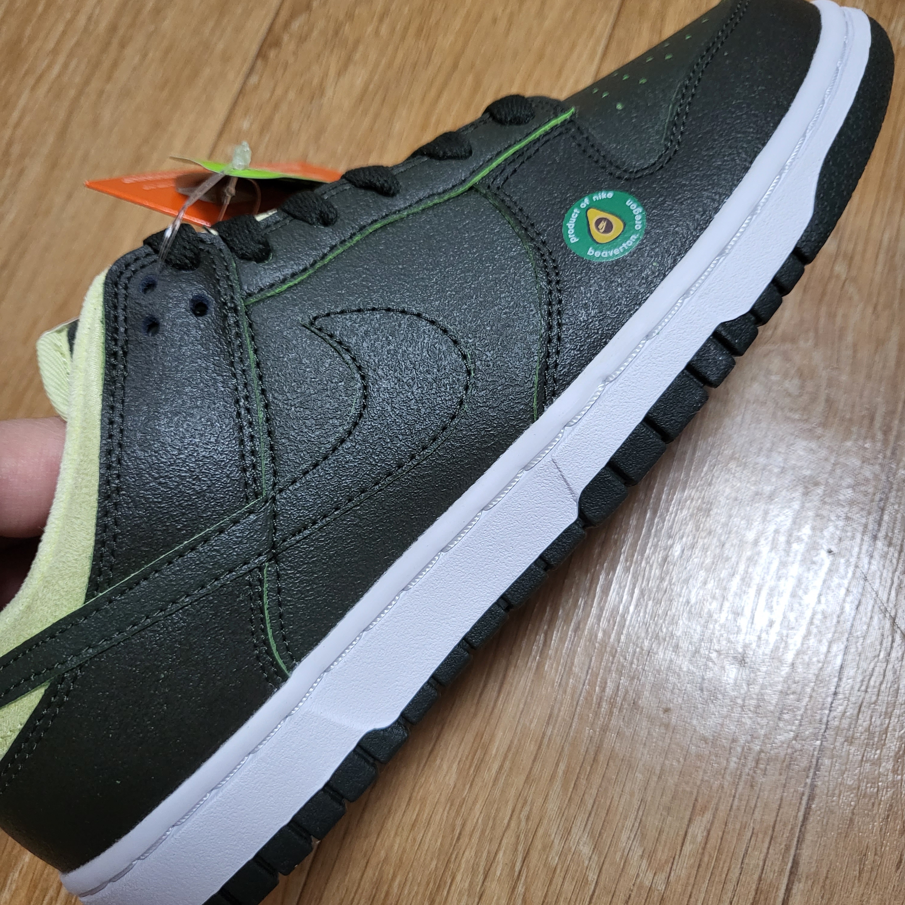 (W) Nike Dunk Low LX Avocado 착용 스타일 - 1