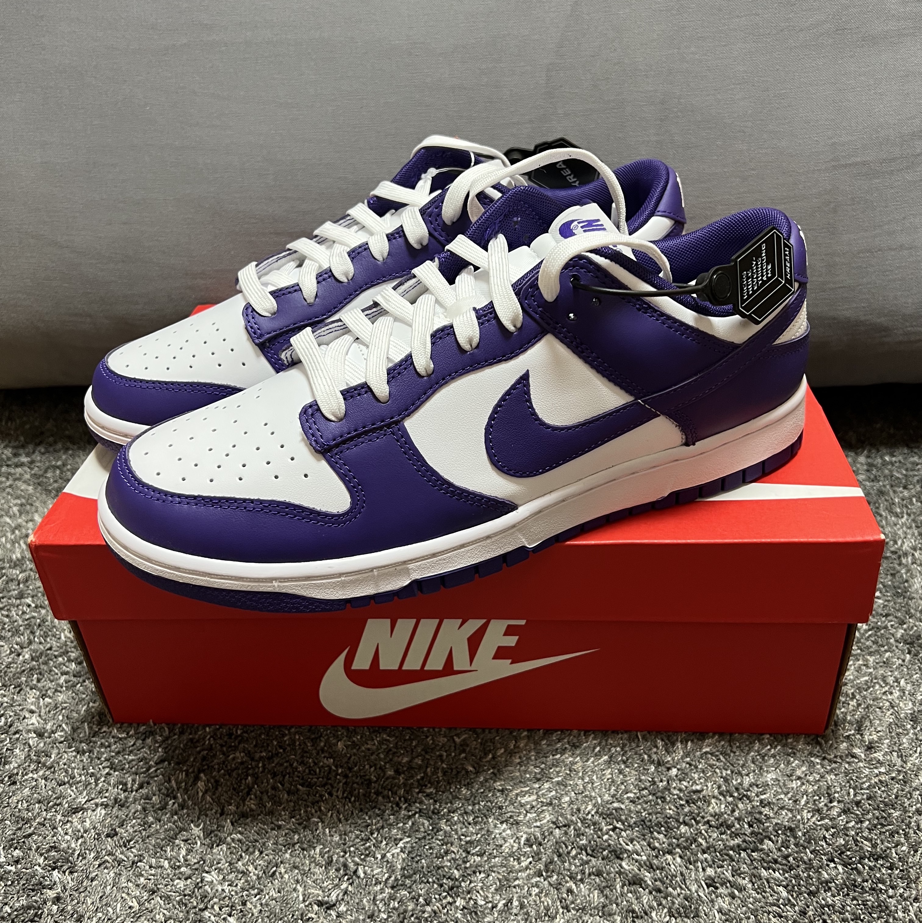 Nike Dunk Low Retro Championship Court Purple 착용 스타일 - 1