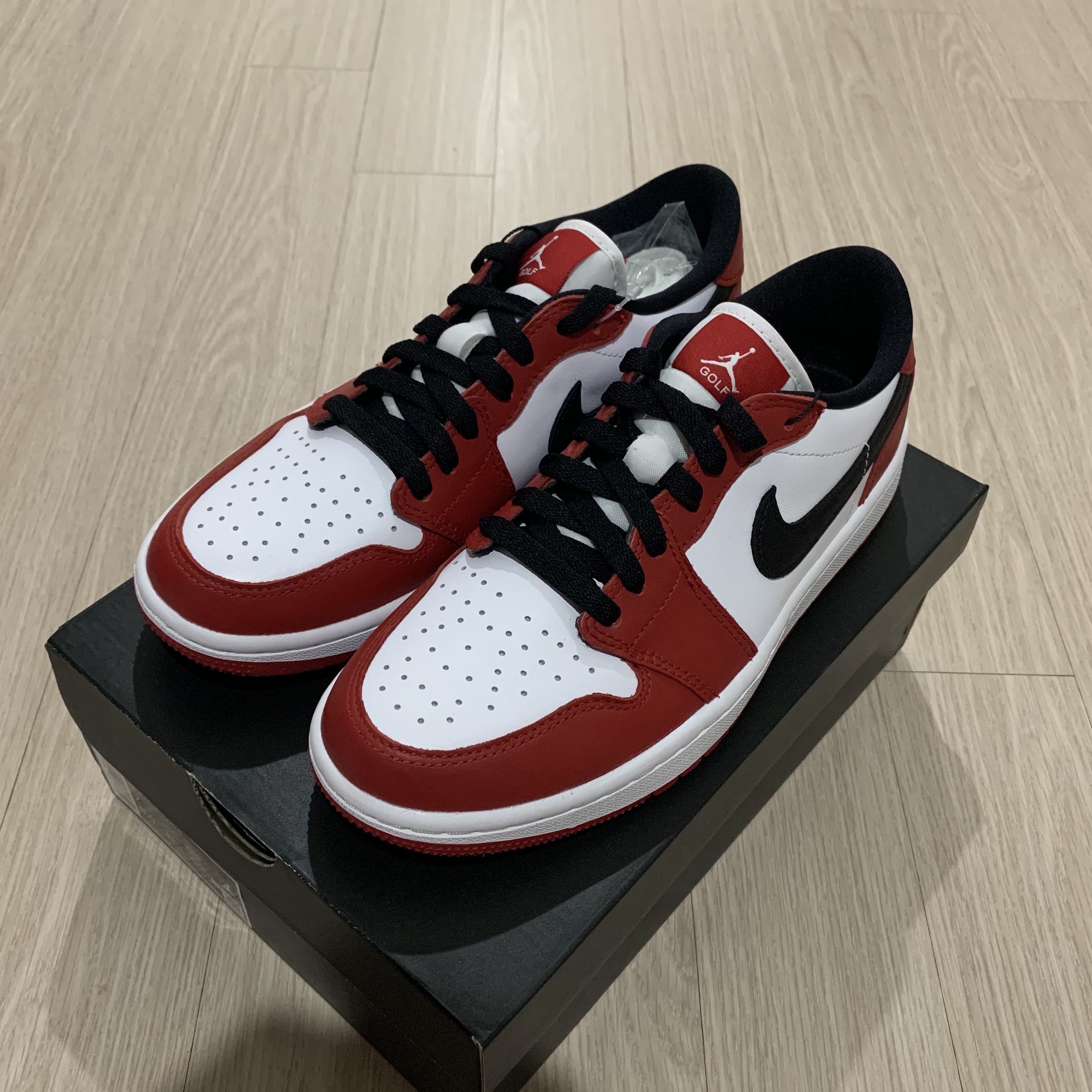 Jordan 1 Low Golf Chicago 착용 스타일 - 1