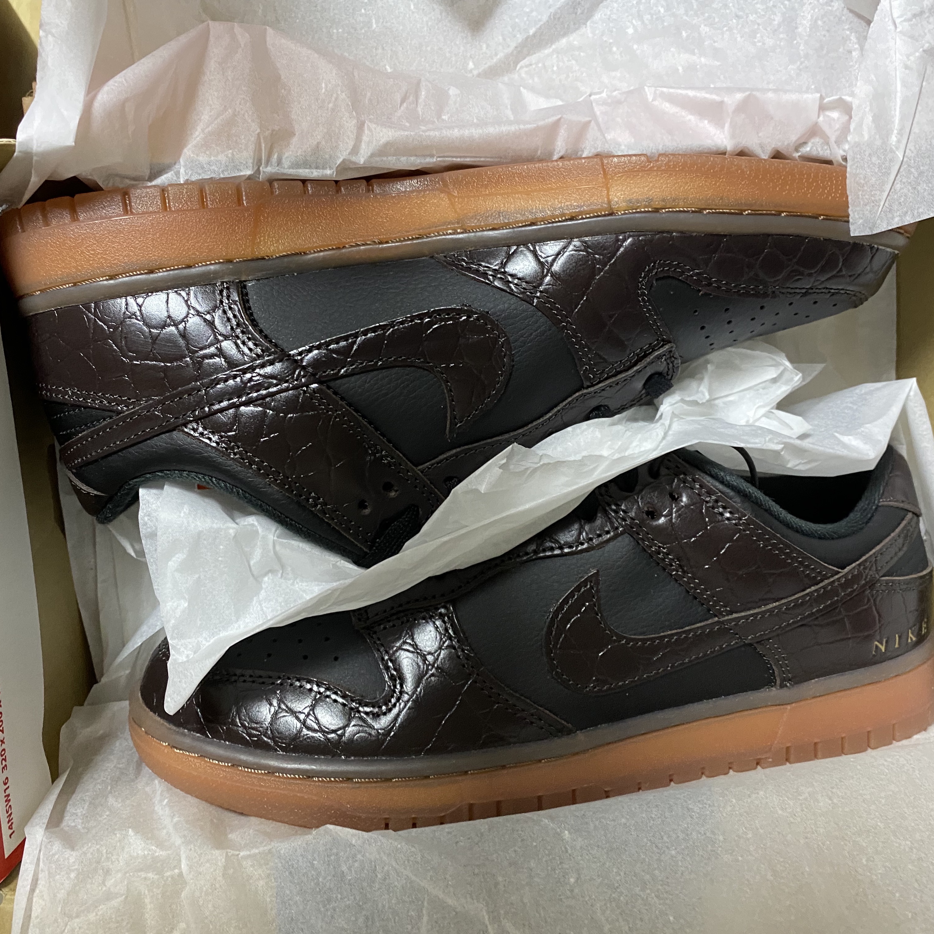 Nike Dunk Low SE Velvet Brown and Black 착용 스타일 - 4