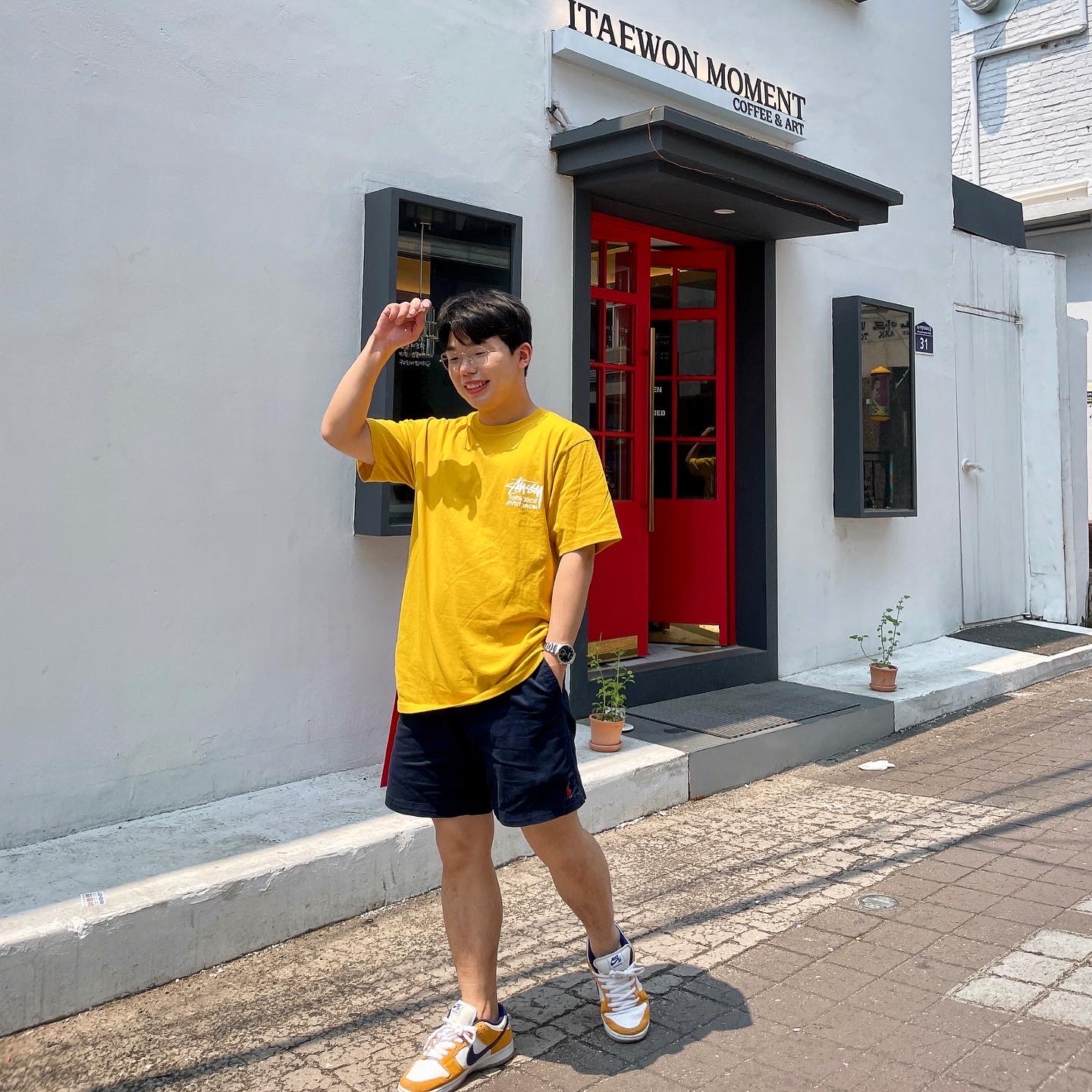 Stone Island 10704 Textured Brushed Recycled Cotton Overshirt Ecru - 21FW, Stussy Stock DSM London T-Shirt Honey 2021 착용 스타일 - 2
