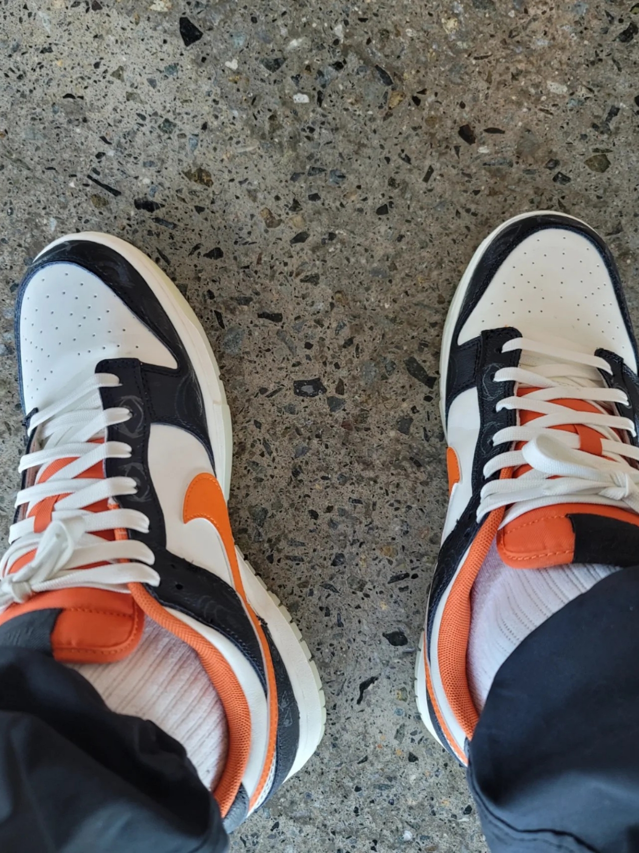 Nike Dunk Low Retro PRM Halloween 착용 스타일 - 3