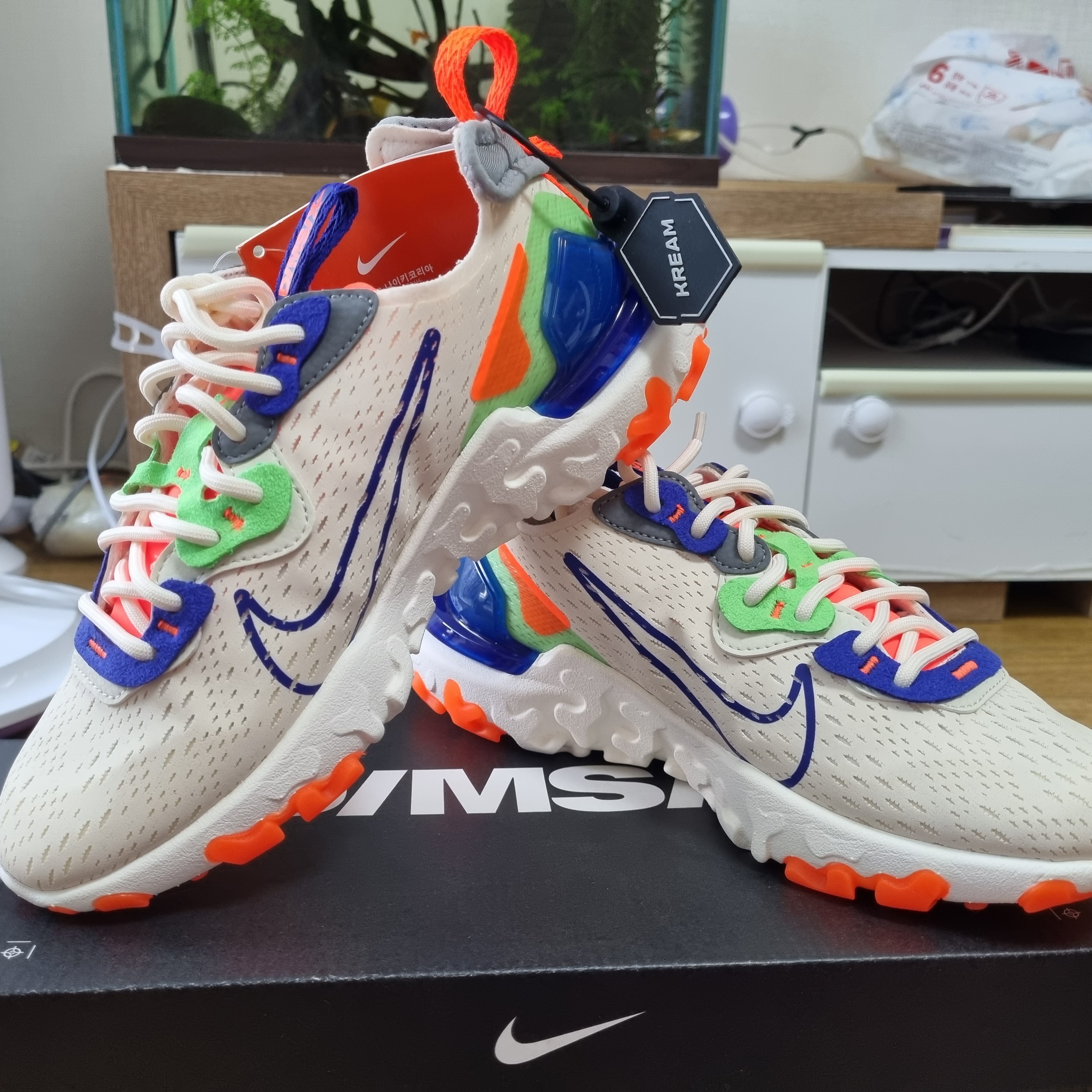 (W) Nike React Vision Pale Ivory Concord 착용 스타일