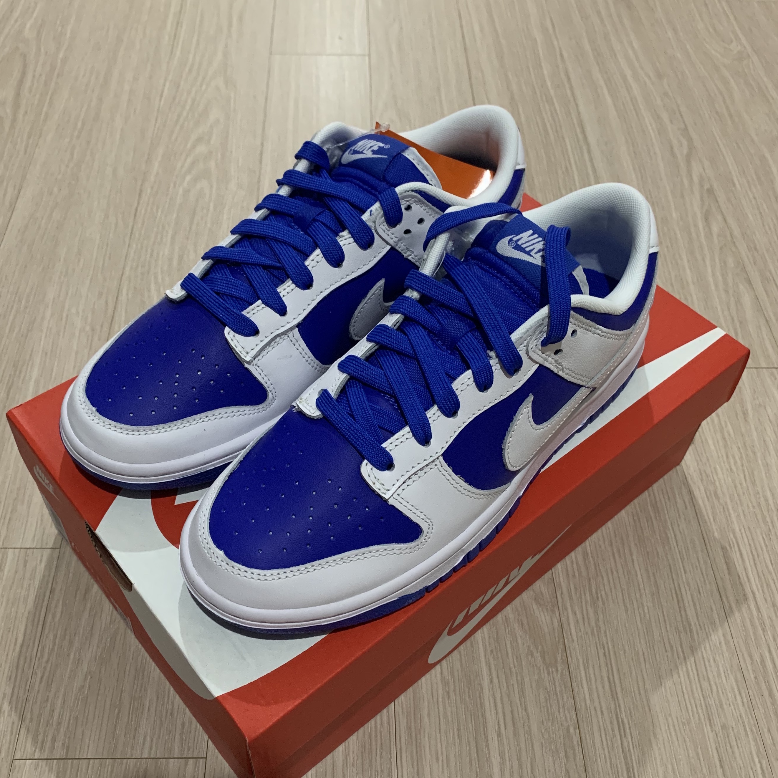 Nike Dunk Low Retro Racer Blue and White 착용 스타일 - 1