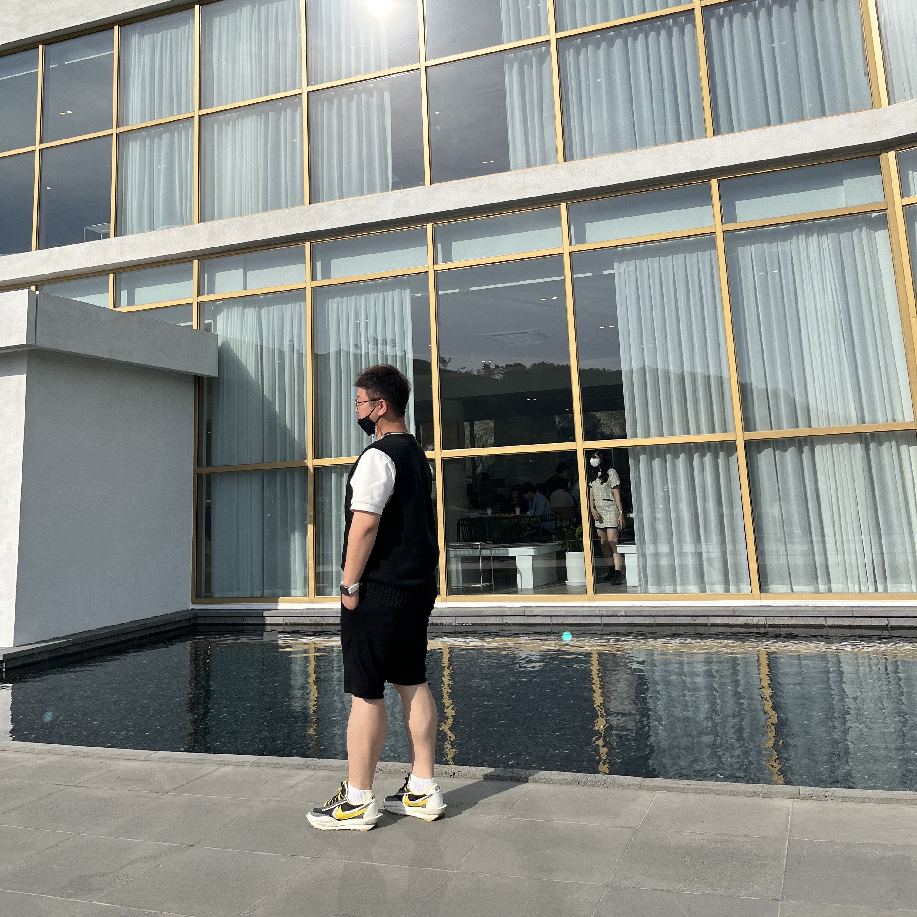 Nike x Sacai x Undercover LDWaffle Black Bright Citron 착용 스타일