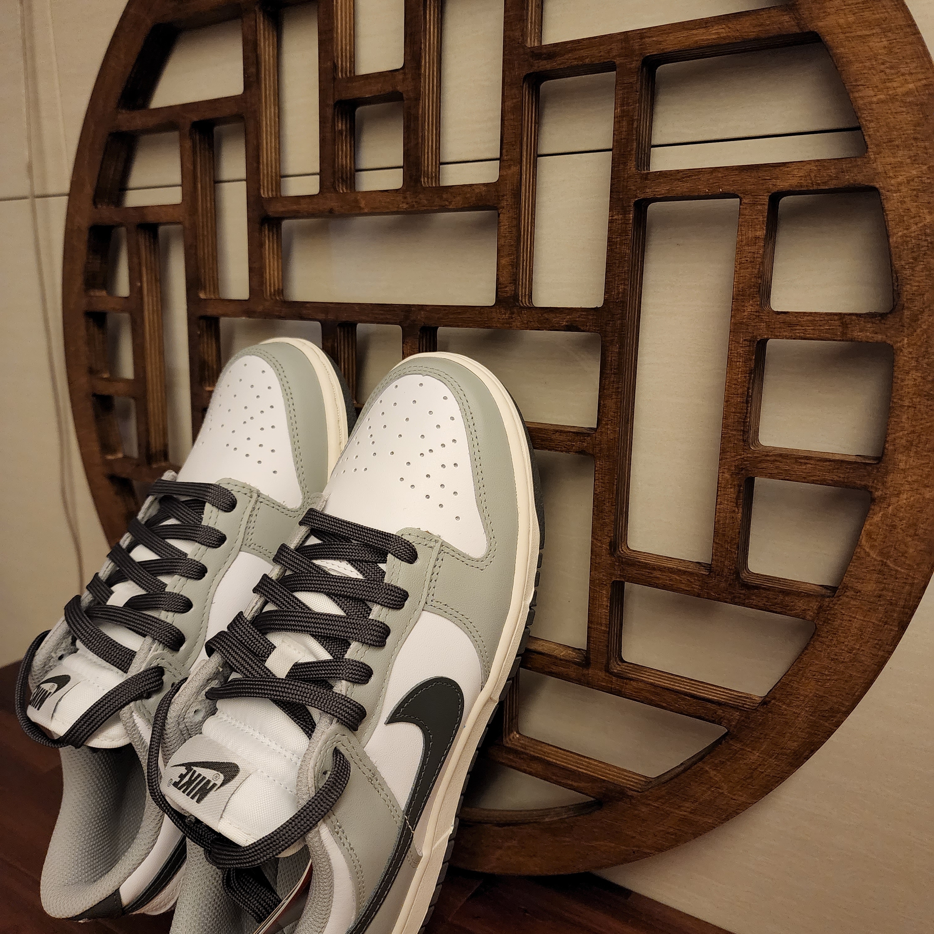 (W) Nike Dunk Low Light Smoke Grey 착용 스타일 - 5