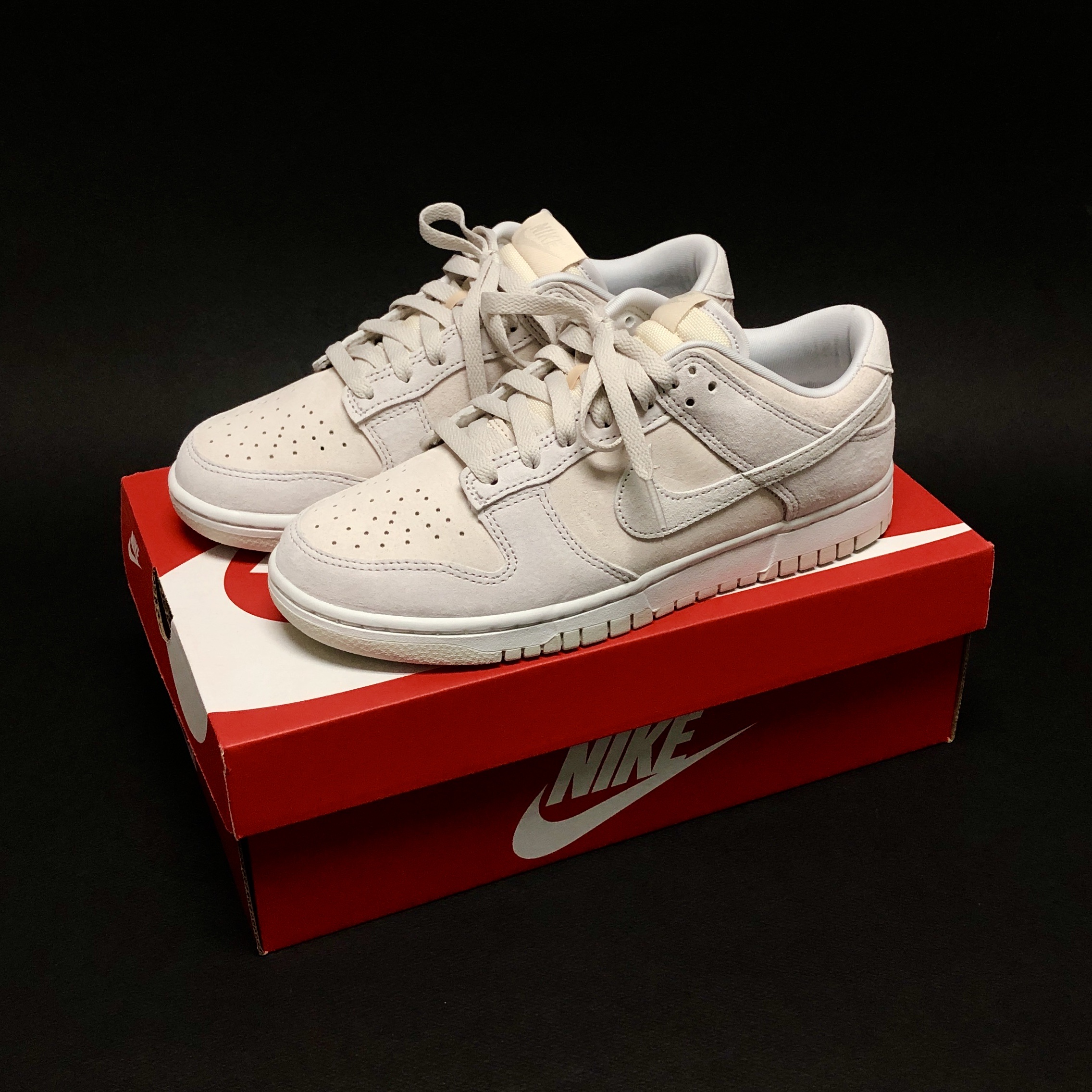 Nike Dunk Low Retro PRM Vast Grey 착용 스타일