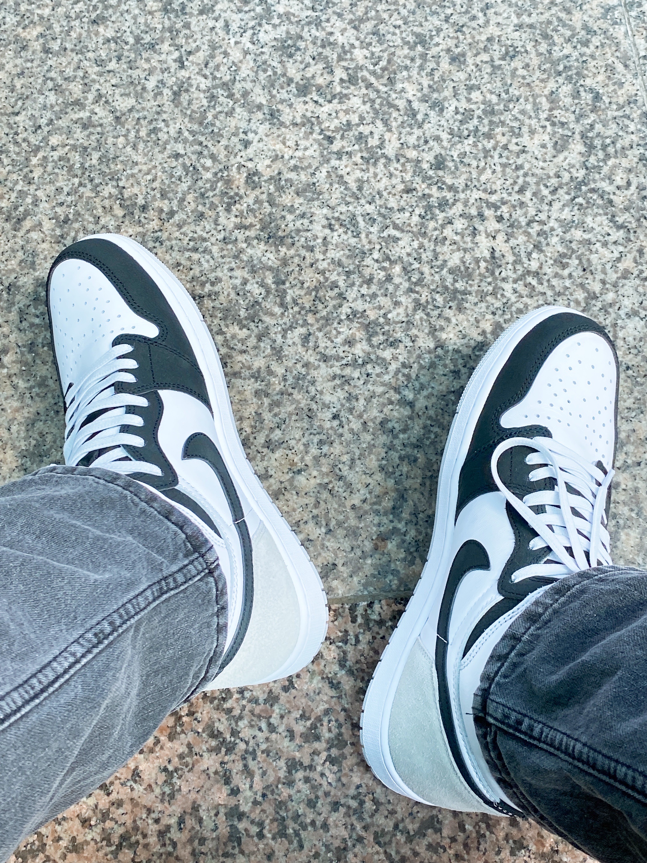 Jordan 1 Retro High OG Bleached Coral 착용 스타일 - 4