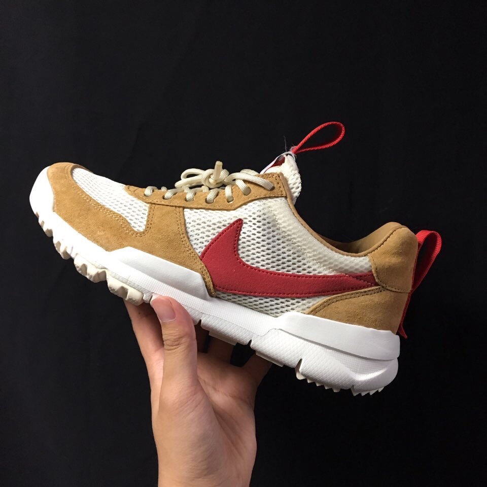 Nike x Tom Sachs Mars Yard Shoe 2.0 Space Camp 착용 스타일 - 1