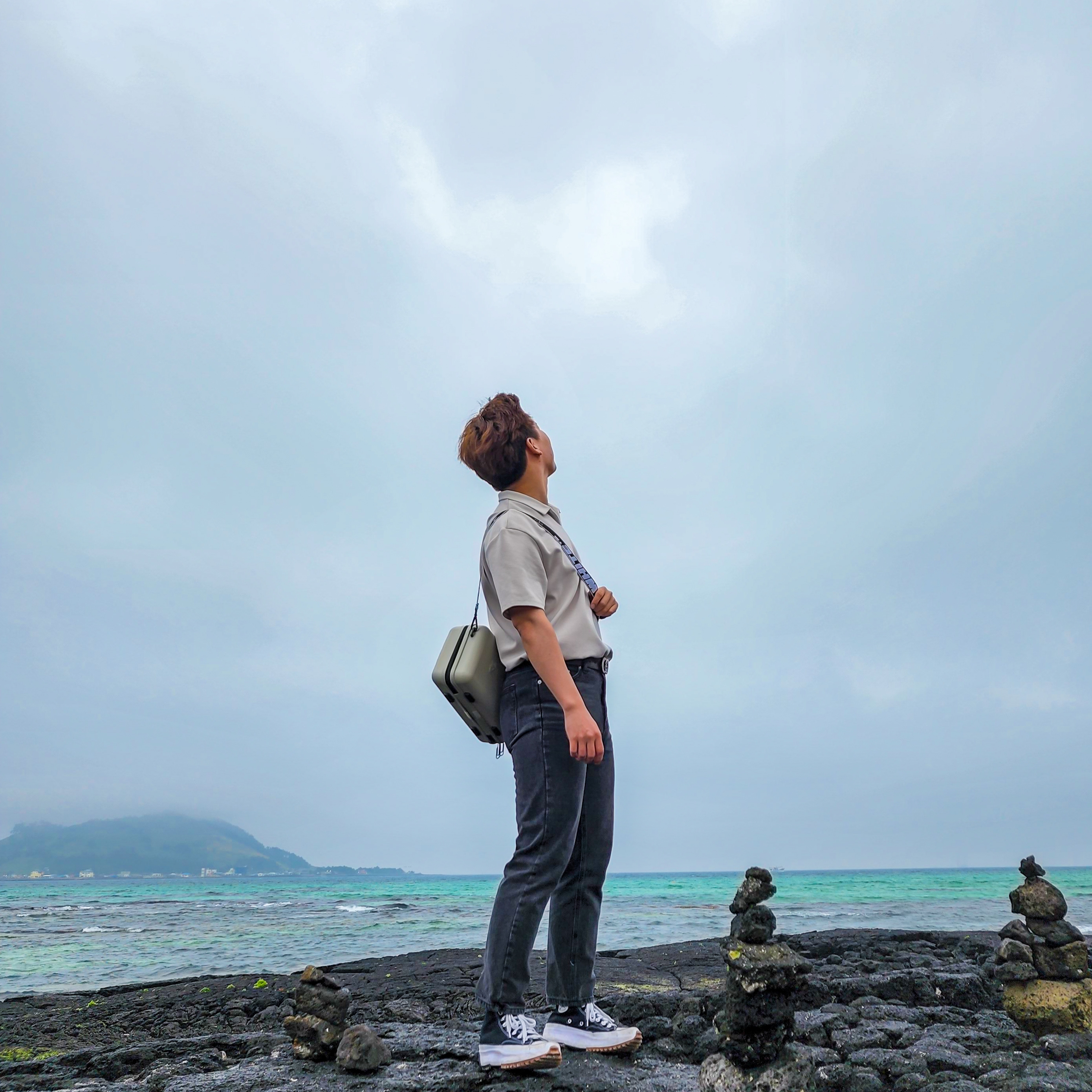 Converse Run Star Hike Hi Black White Gum, Off-White x Amore Pacific Protection Box (Without Cosmetics) 착용 스타일