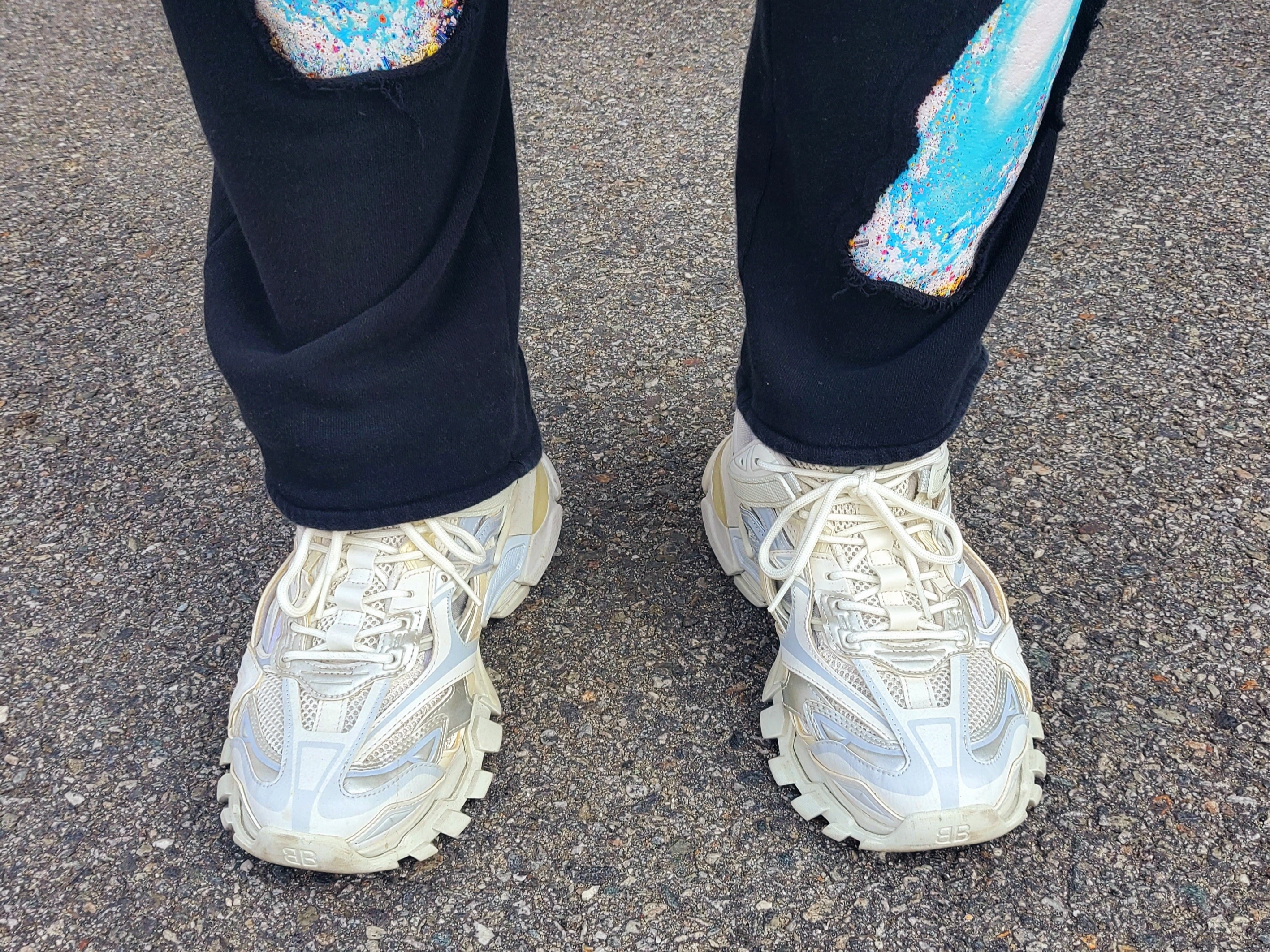 Balenciaga Track.2 Sneakers White 착용 스타일 - 3