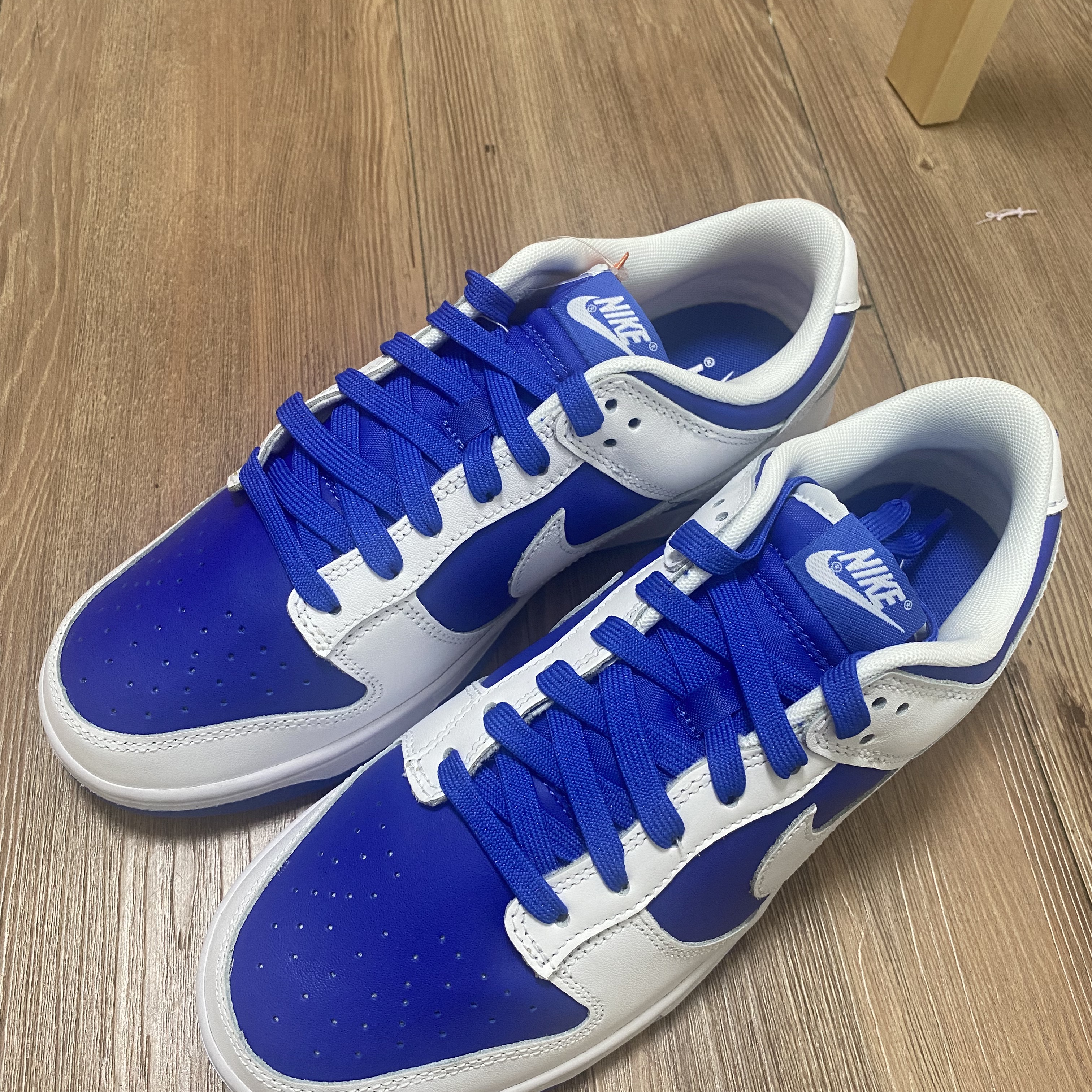 Nike Dunk Low Retro Racer Blue and White 착용 스타일 - 1