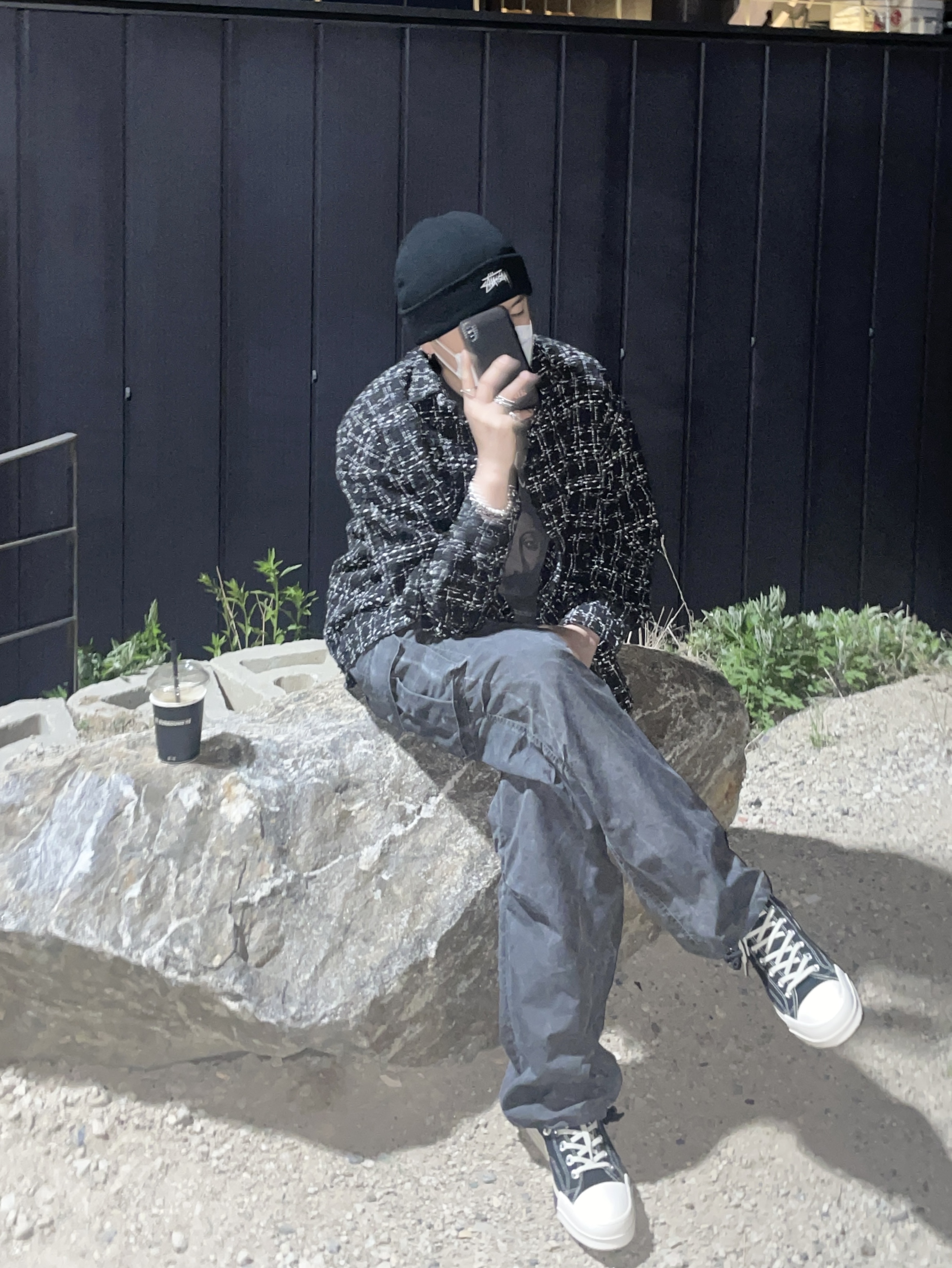 Stussy Stock Cuff Beanie Black, Converse x Drkshdw Drkstr Chuck 70 High Black 착용 스타일 - 3