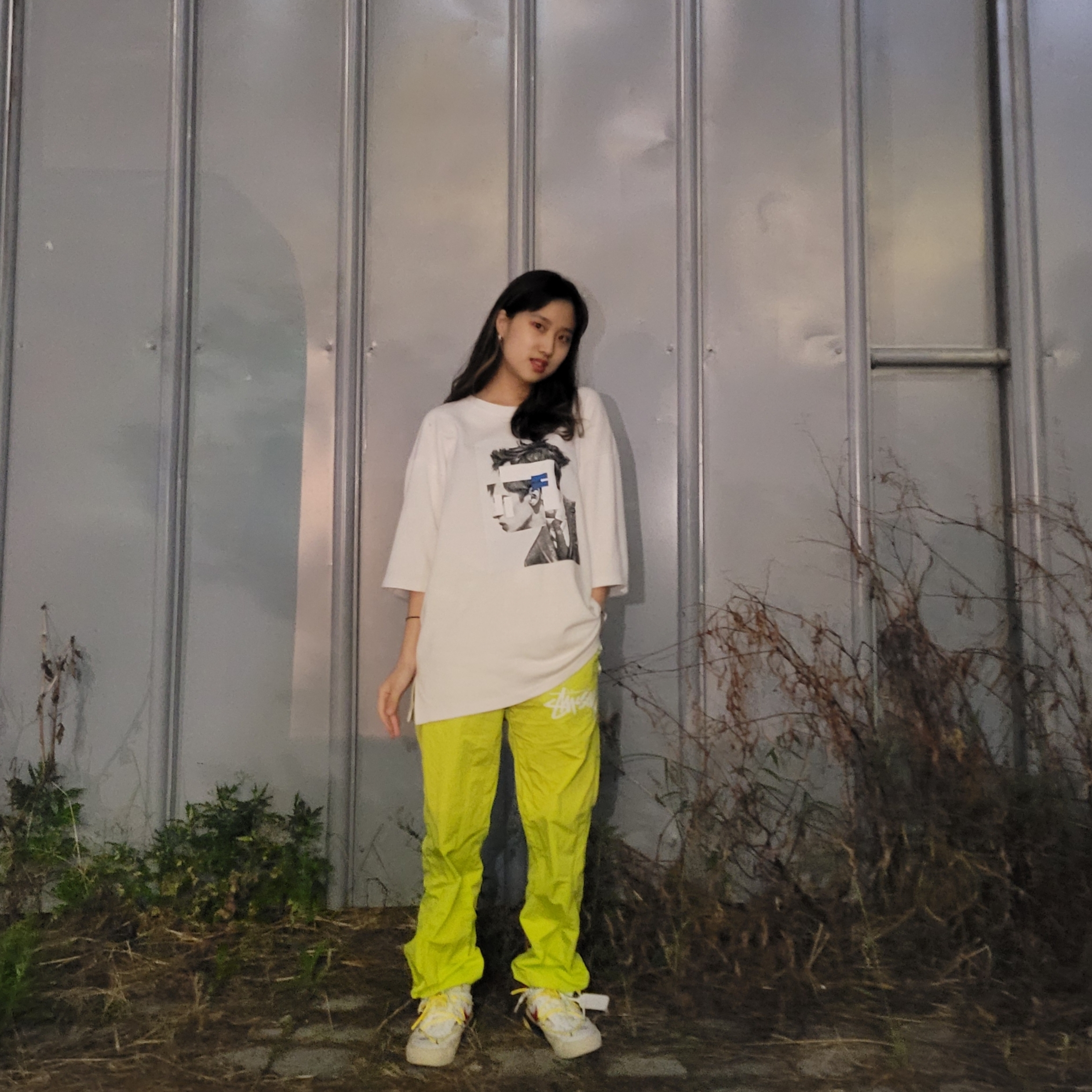 Nike x Off-White Blazer Low '77 White and University Red, Nike x Stussy Beach Pants Bright Cactus 착용 스타일