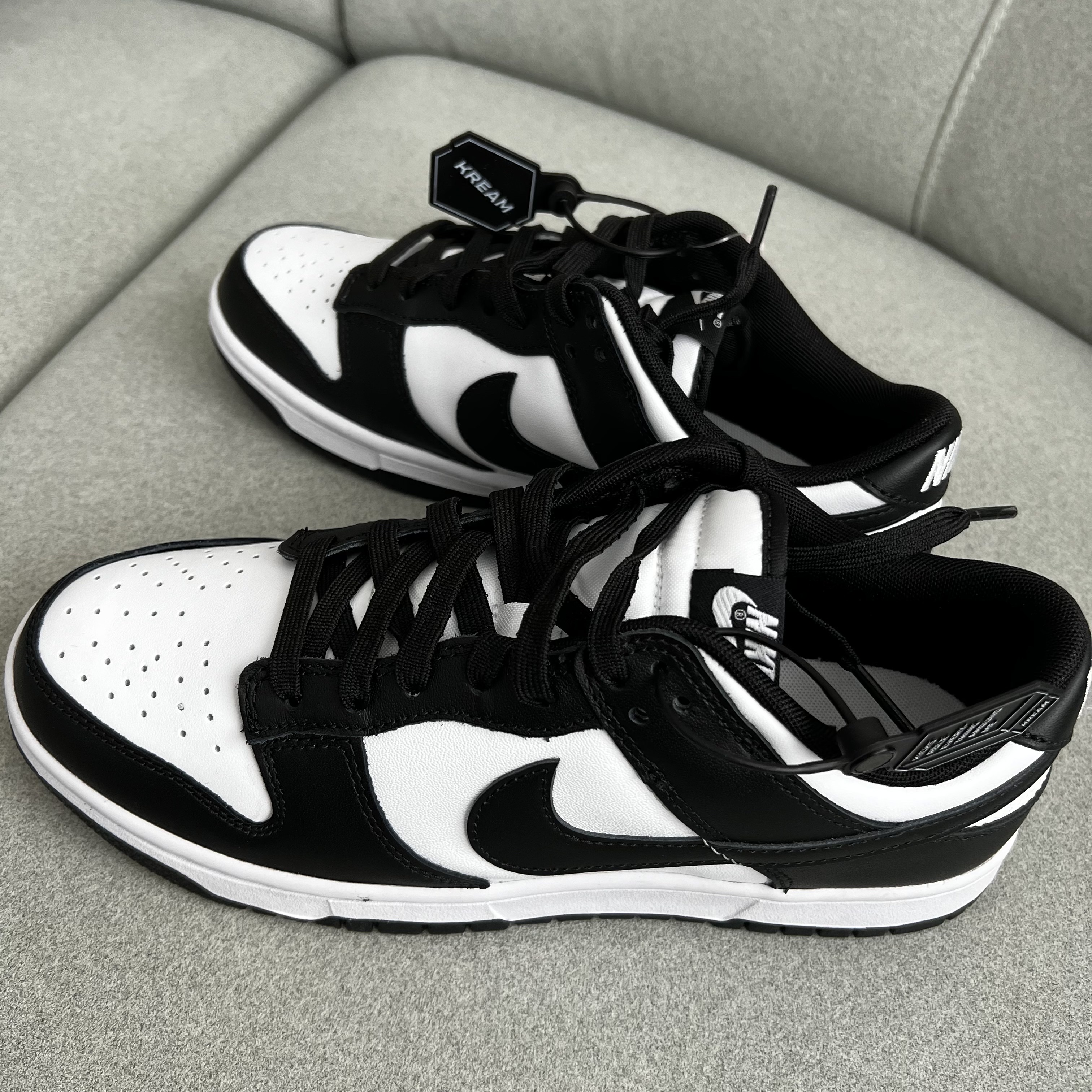 Nike Dunk Low Retro Black 착용 스타일