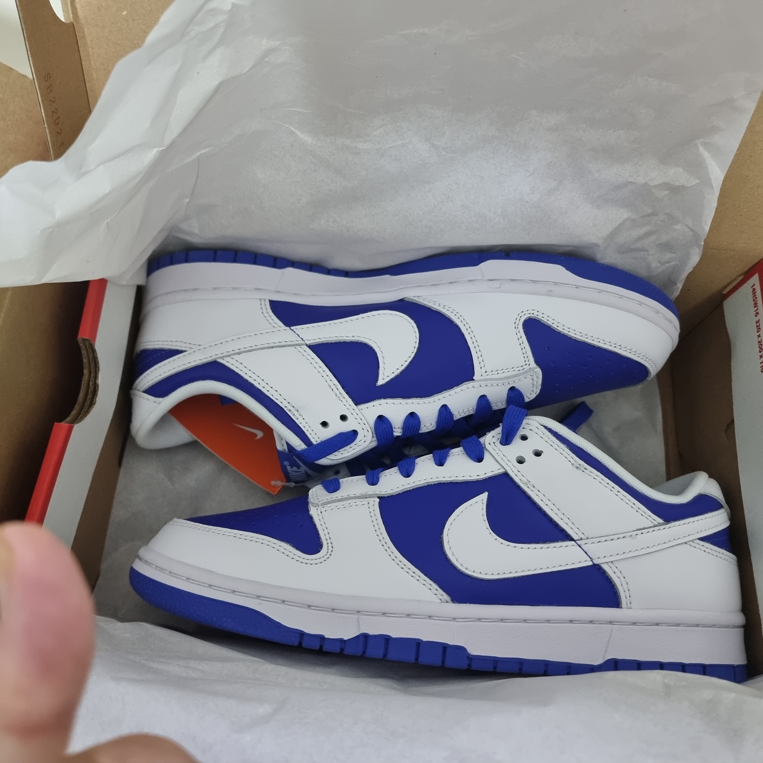 Nike Dunk Low Retro Racer Blue and White 착용 스타일