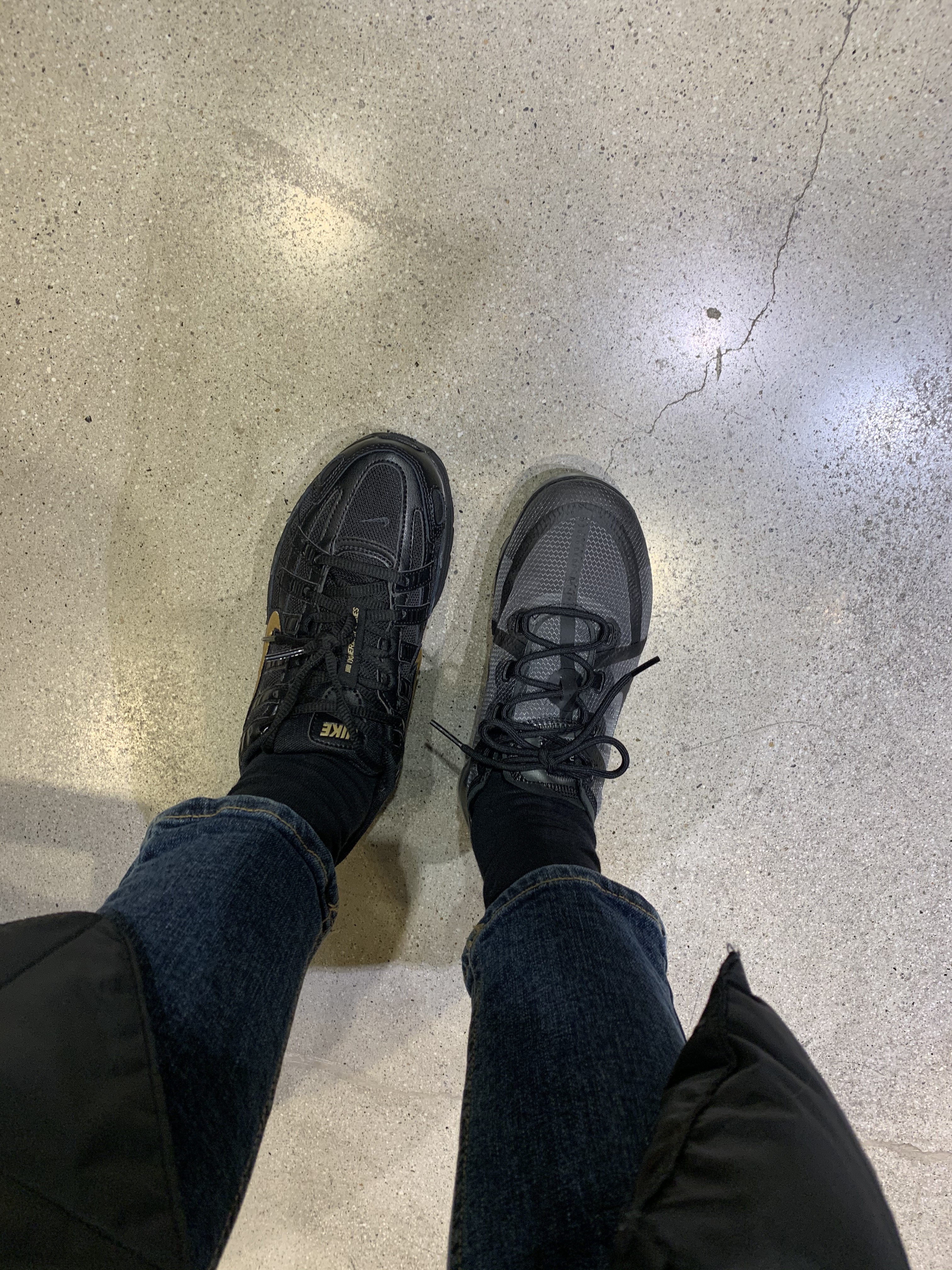 Nike Air VaporMax 2019 Ghost Black 착용 스타일 - 2