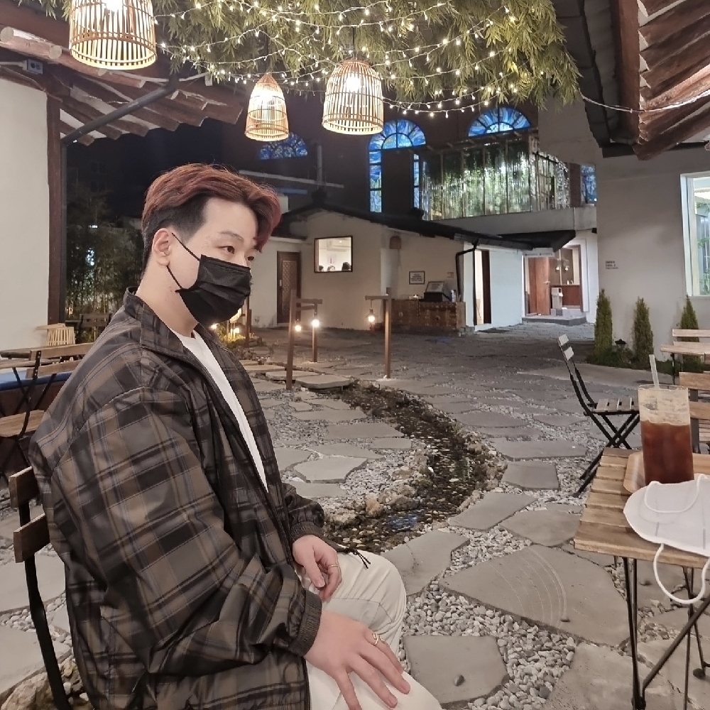 KREAM 프로필 이미지
