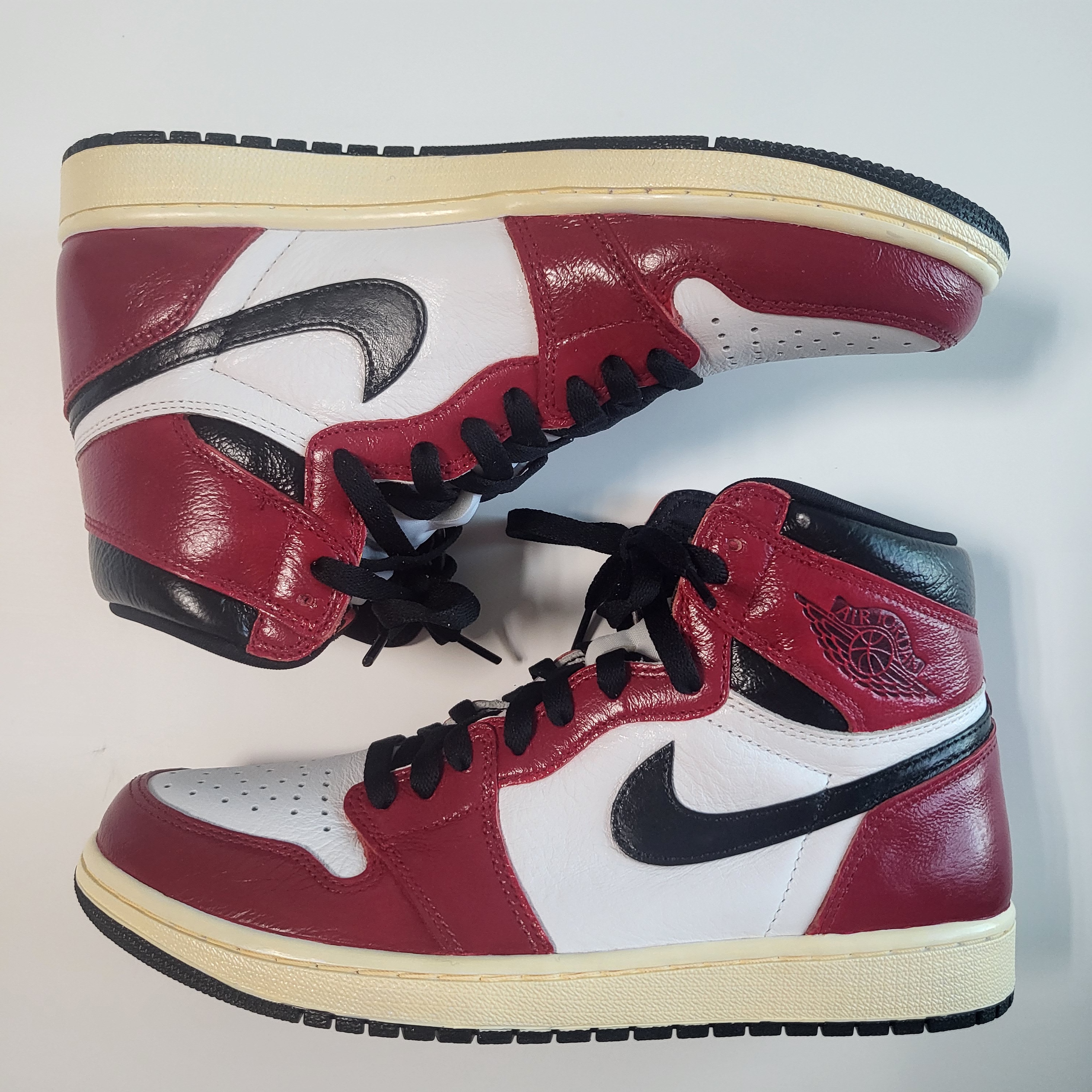 Jordan 1 Retro High OG Light Fusion Red 착용 스타일 - 1
