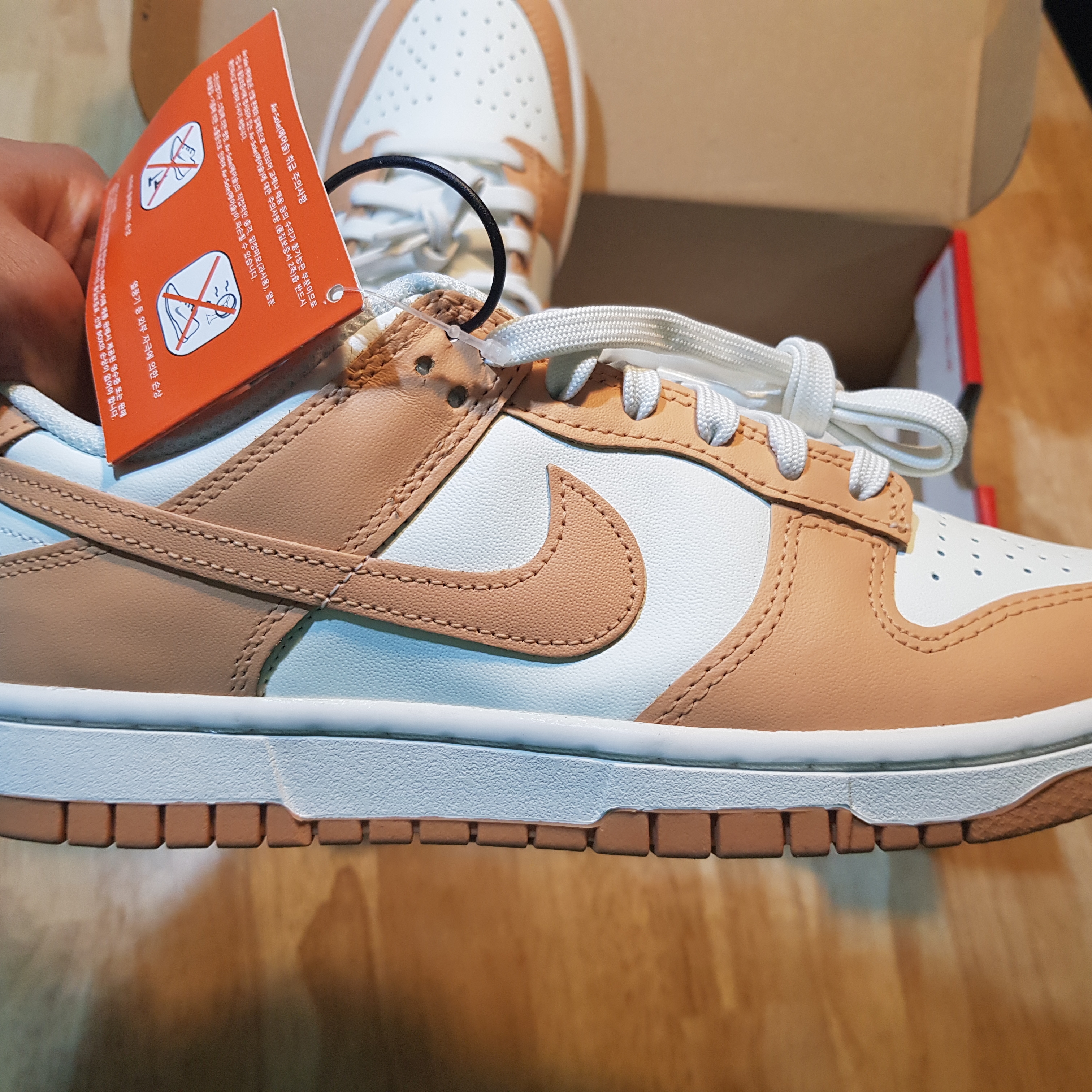 (W) Nike Dunk Low Harvest Moon 착용 스타일 - 3