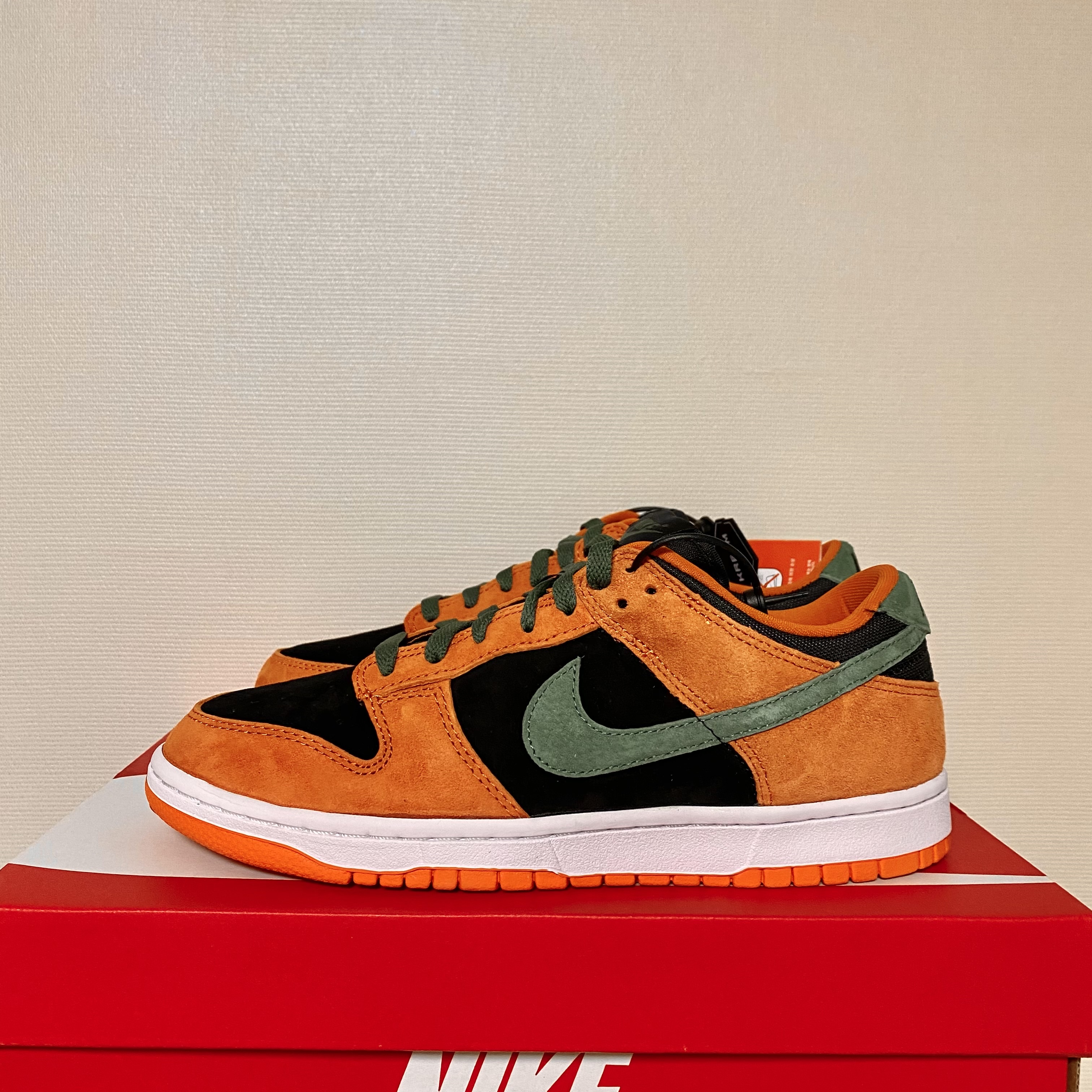 Nike Dunk Low SP Ceramic 착용 스타일