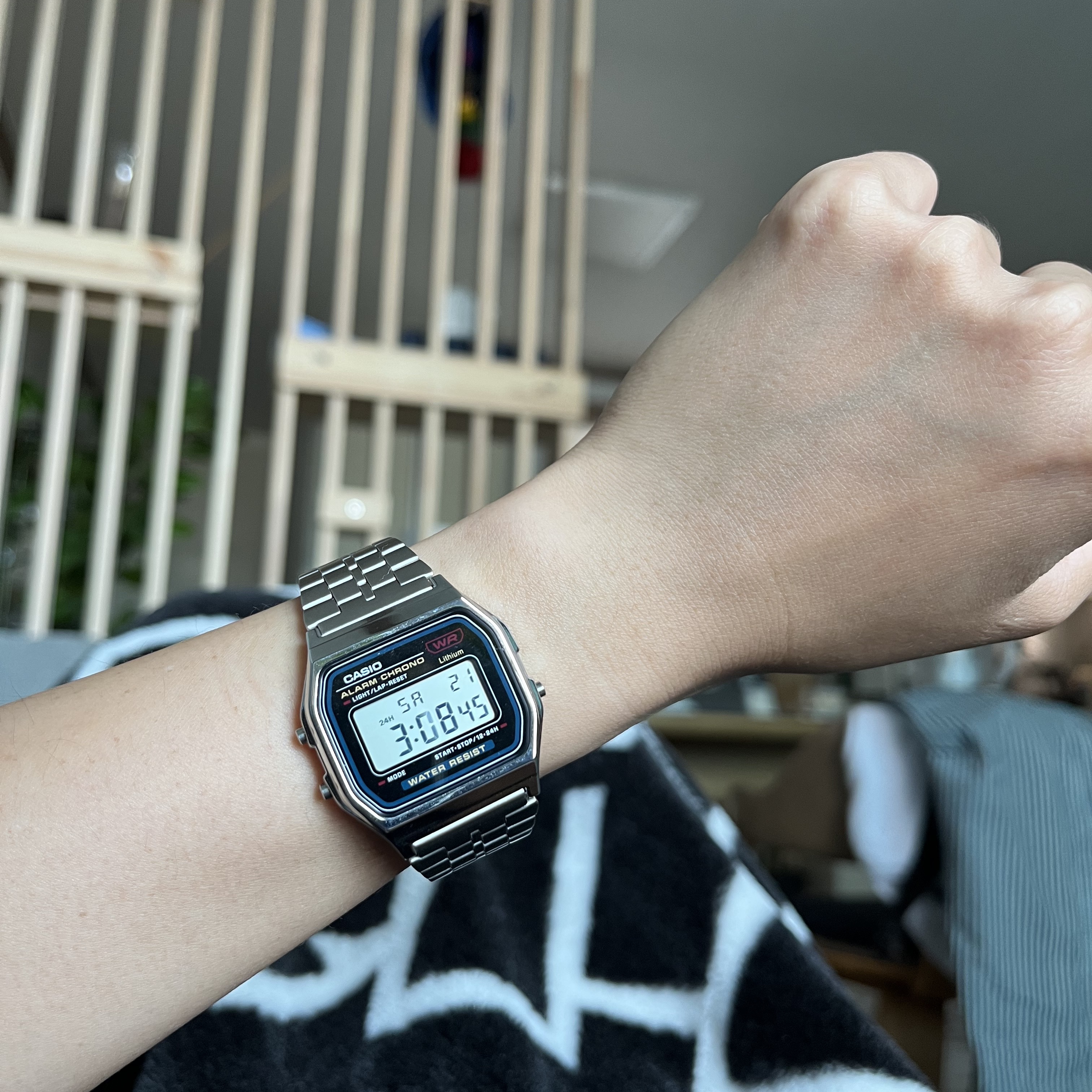 Casio A-159WA-N1 착용 스타일